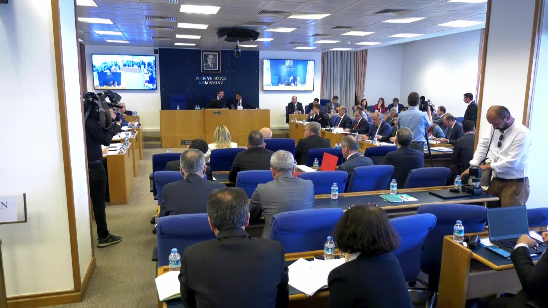 SAĞLIK ÇALIŞANLARIYLA İLGİLİ KANUN TEKLİFİNİN GÖRÜŞMELERİ TBMM PLAN VE BÜTÇE KOMİSYONU'NDA BAŞLADI