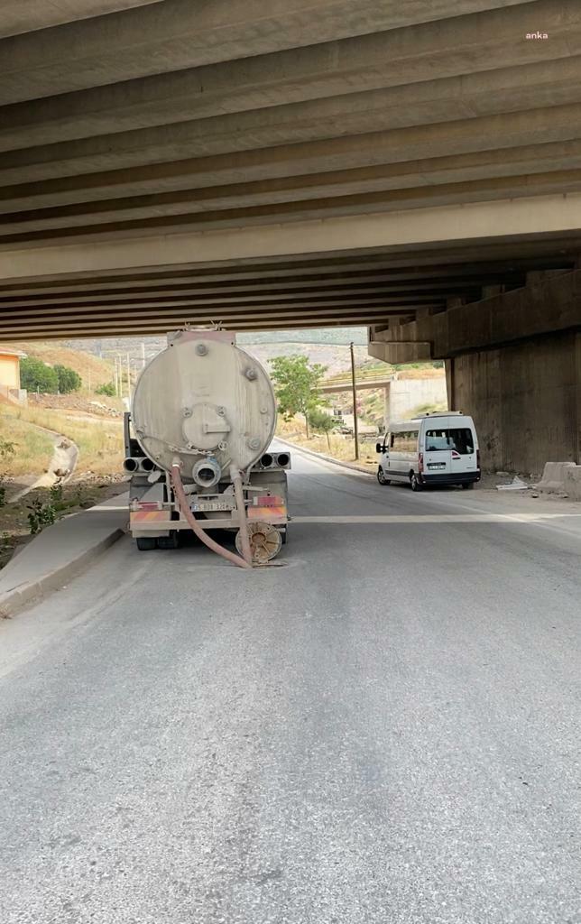 İZMİR ŞEHİR HASTANESİ'NİN ATIKLARINI VİDANJÖRLE KANAL HATLARINA DÖKENLERE SUÇÜSTÜ