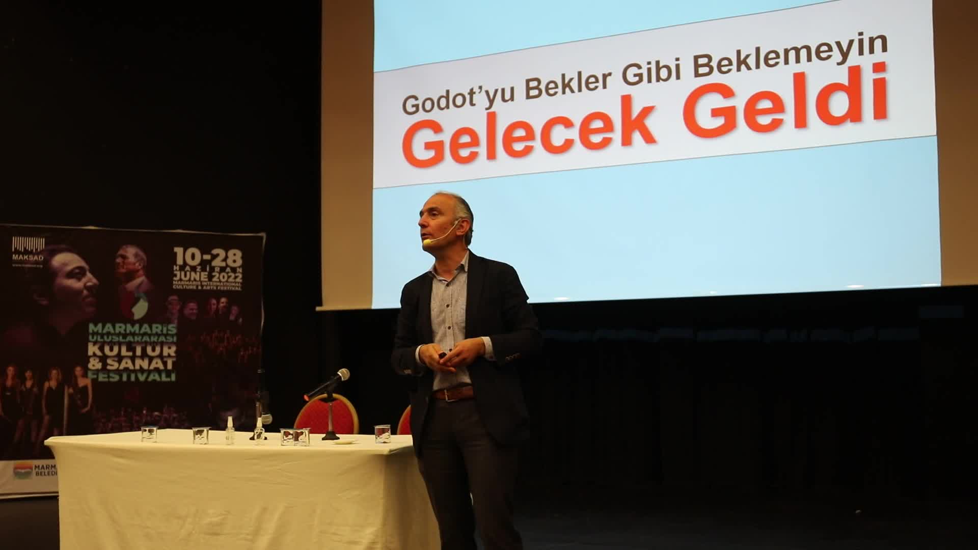 1. MARMARİS ULUSLARARASI KÜLTÜR VE SANAT FESTİVALİ'NDE EMİN ÇAPA'YA YOĞUN İLGİ