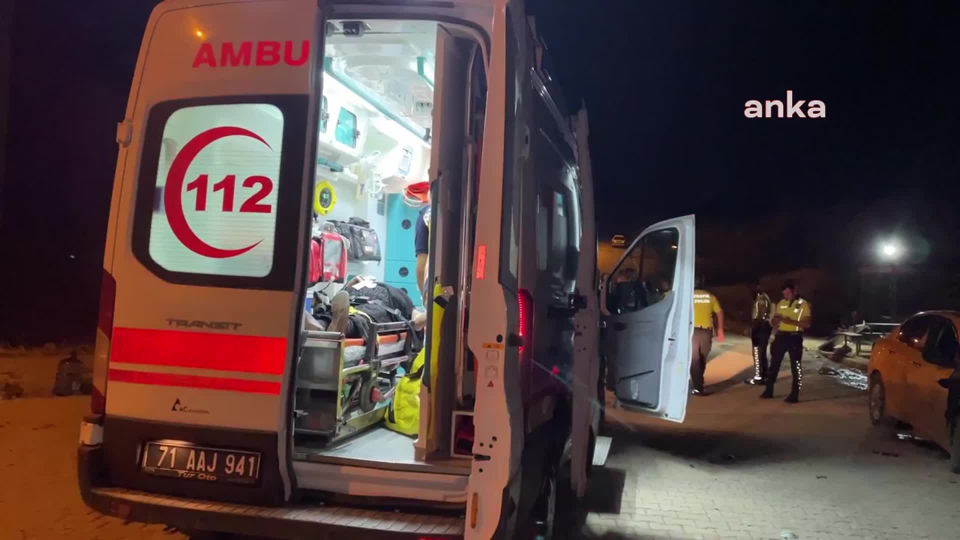 KIRIKKALE'DEKİ DÜĞÜNDE BİR KİŞİ ARACINI DAVETLİLERİN ÜZERİNE SÜRDÜ: 20 KİŞİ YARALANDI, 2 KİŞİ TUTUKLANDI