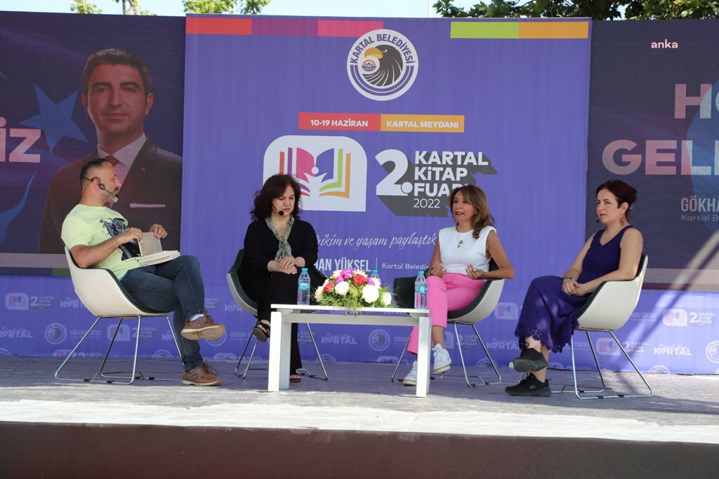 KARTAL KİTAP FUARI DÖRDÜNCÜ GÜNÜNDE DE ÖNEMLİ İSİMLERİ AĞIRLADI