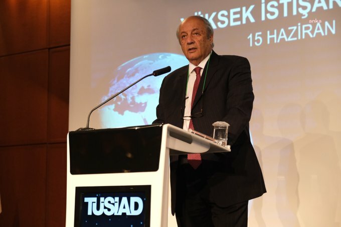 TÜSİAD YÜKSEK İSTİŞARE KONSEYİ BAŞKANI ÖZİLHAN: "EKONOMİK SORUNLAR SIK SIK DEĞİŞTİRİLEN DÜZENLEMELERLE ÇÖZÜLMEZ"