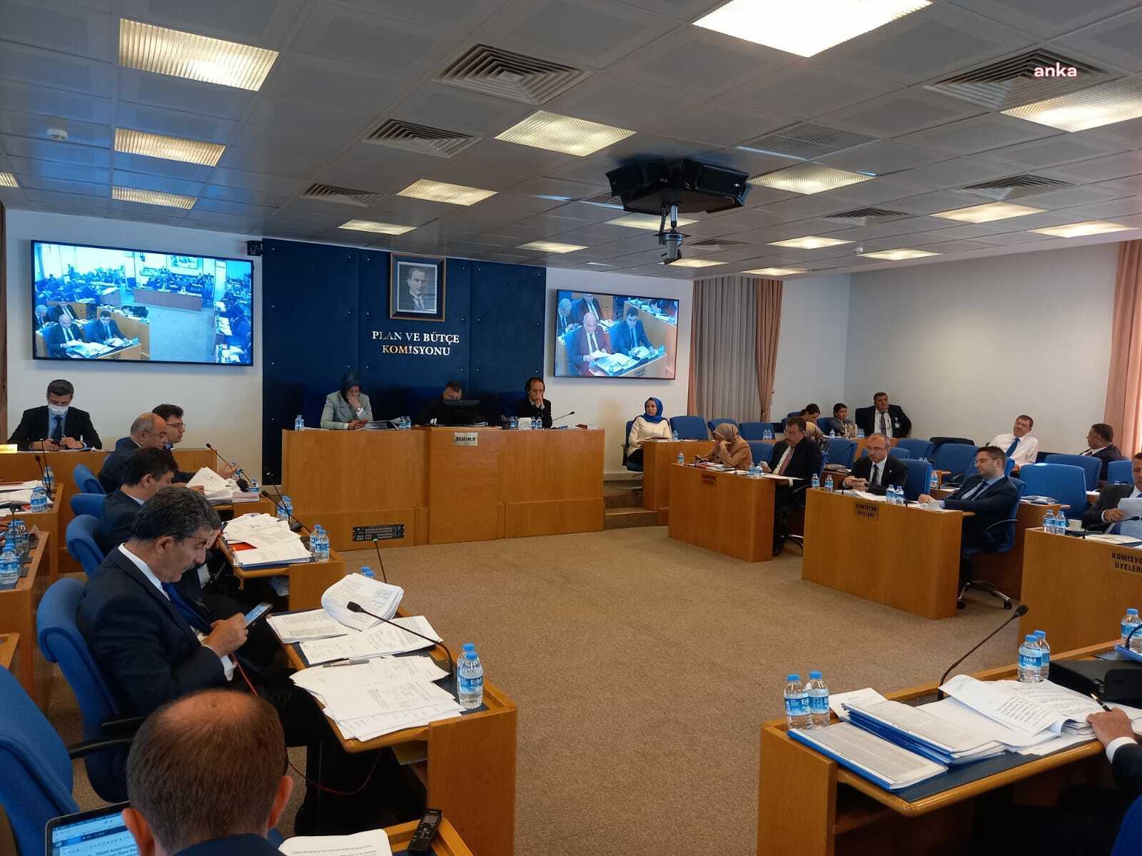 ‘SOSYAL MEDYA DÜZENLEMESİ’ TBMM ADALET KOMİSYONU’NDA KABUL EDİLDİ