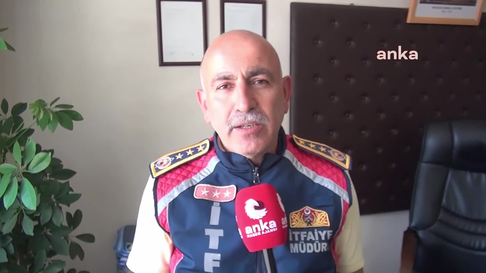 SİNOP İTFAİYE MÜDÜRÜ AYHAN ÖZBEK, TATİLCİLERİ BOĞULMA VAKALARINA KARŞI UYARDI: "HAYATLARINI, TATİLLERİNİ HÜZÜNE DÖNÜŞTÜRMESİNLER"