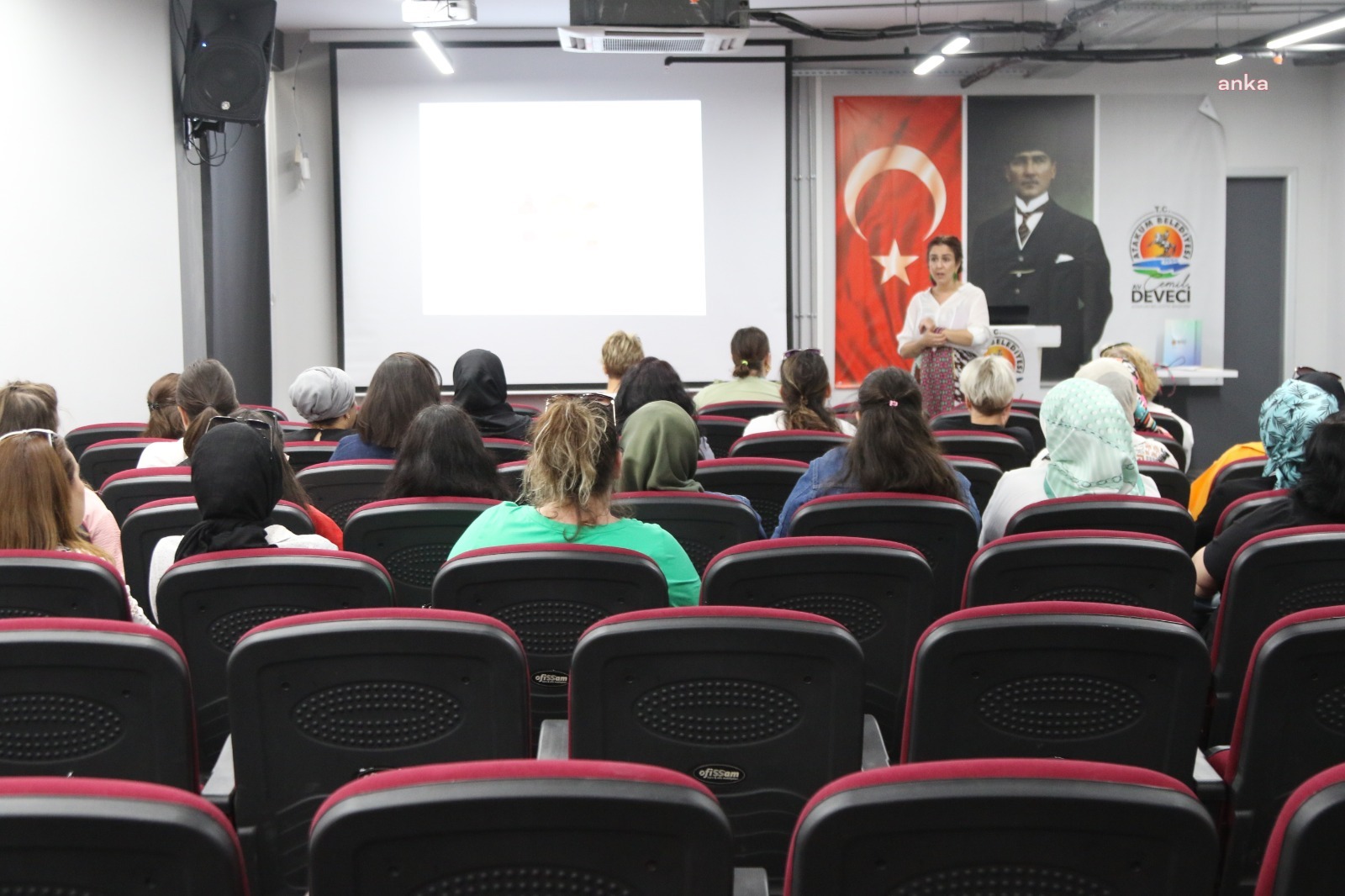 ATAKUM BELEDİYESİ’NDEN ‘"ÇOCUK İHMALİ VE İSTİSMARI" SEMİNERİ