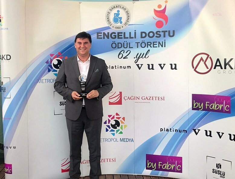 FETHİYE BELEDİYE BAŞKANI KARACA’YA 'ENGELLİ DOSTU' ÖDÜLÜ