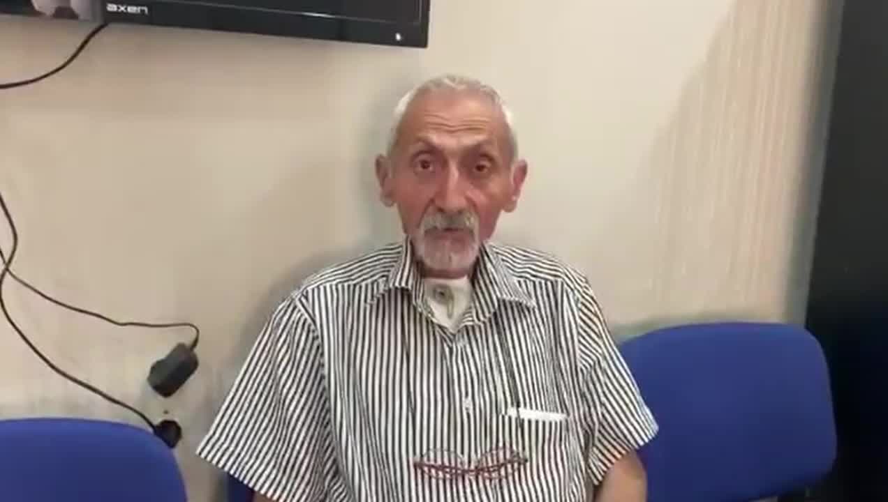 ELAZIĞLI KANSER HASTASI EMEKLİ: SAĞLIK POLİTİKASI İFLAS ETMİŞ. HASTANE YAPTIN. YAPTIN AMA GİDEBİLİYOR MUYUM? PARASI OLMAYAN GİDEMİYOR. GİTSE BİLE KAPIDAN GERİ ÇEVRİLİYORUM”