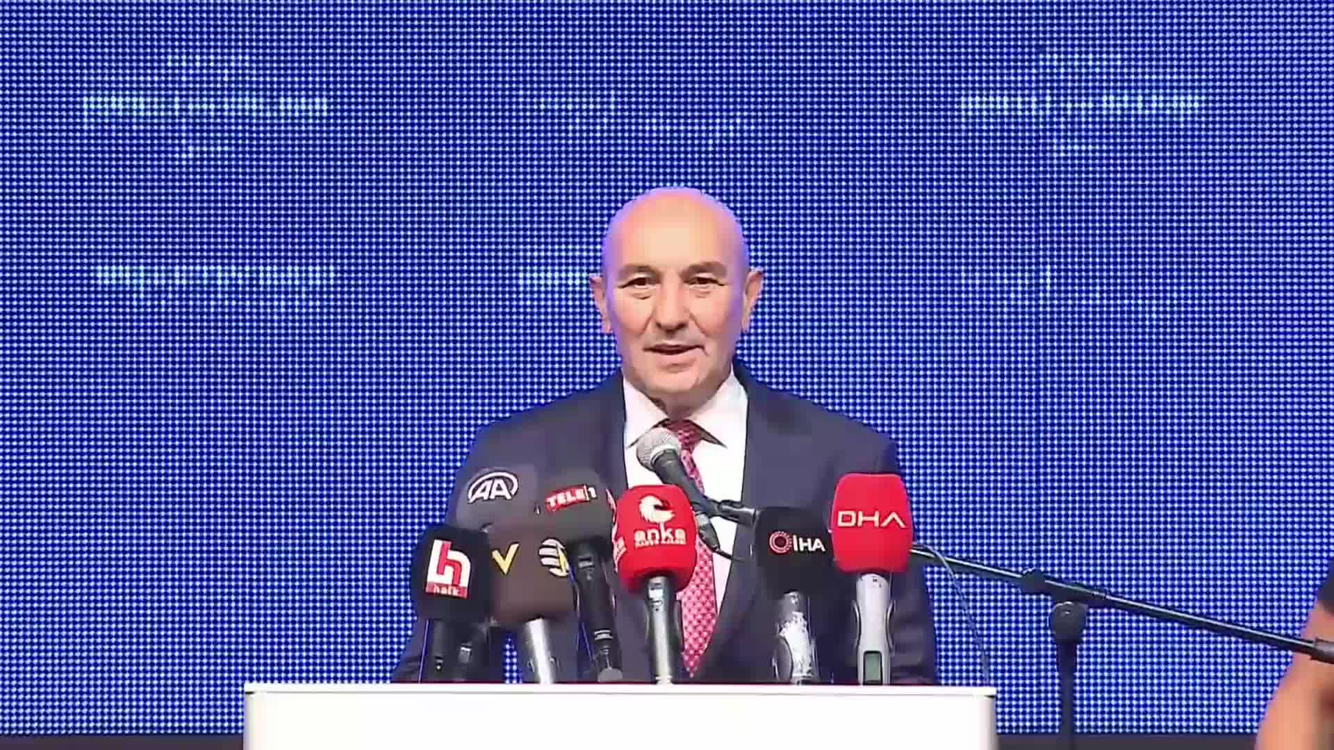 İZMİR'DE RUMELİ VE BALKAN BULUŞMASI YAPILDI. TUNÇ SOYER: BARIŞ VE KARDEŞLİĞİ BİRBİRİMİZDEN ALDIĞIMIZ GÜÇLE BÜYÜTECEĞİZ"
