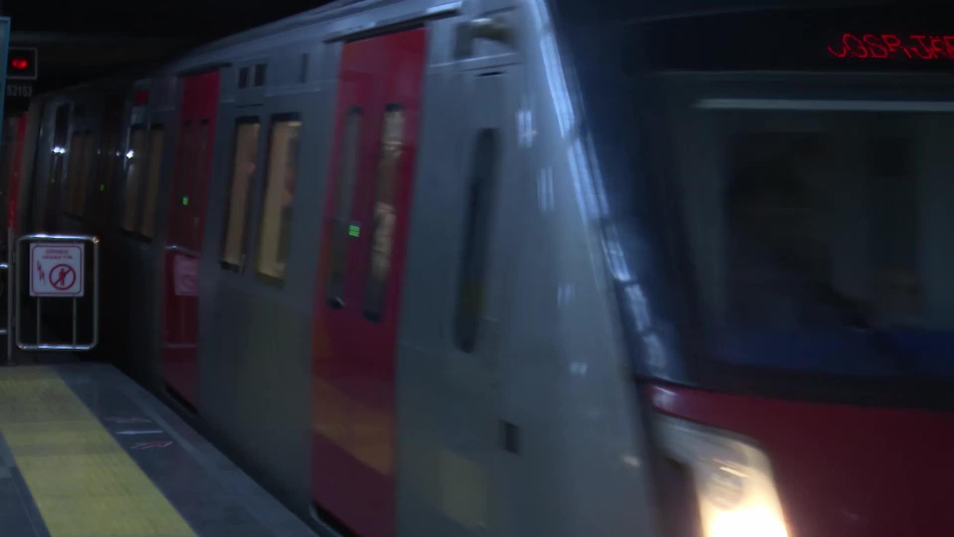 ANKARA BÜYÜKŞEHİR BELEDİYE BAŞKANI YAVAŞ’TAN BAŞKENTLİLERE 4 METRO HATTI MÜJDESİ