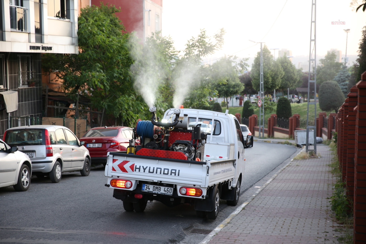 KÜÇÜKÇEKMECE’DE HAŞERESİZ VE SİVRİSİNEKSİZ BİR YAZ İÇİN İLAÇLAMA EKİBİ SAHADA