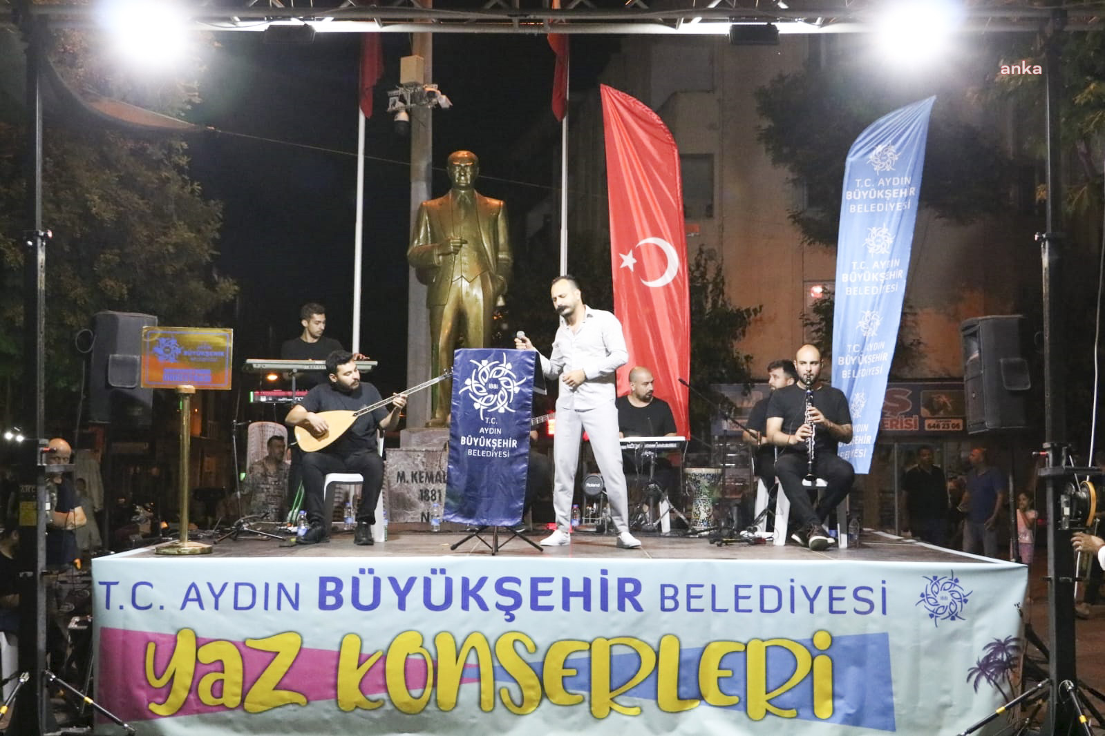 AYDIN BÜYÜKŞEHİR BELEDİYESİ’NİN YAZ KONSERLERİ SÜRÜYOR