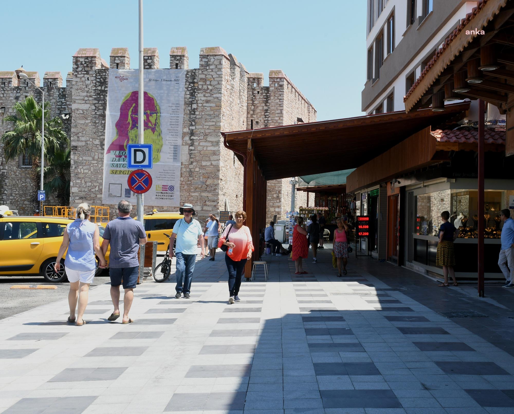 KUŞADASI'NDA GRAND VE ORIENT BAZAAR YENİLENEN YÜZÜYLE KONUKLARINI AĞIRLAMAYA HAZIR
