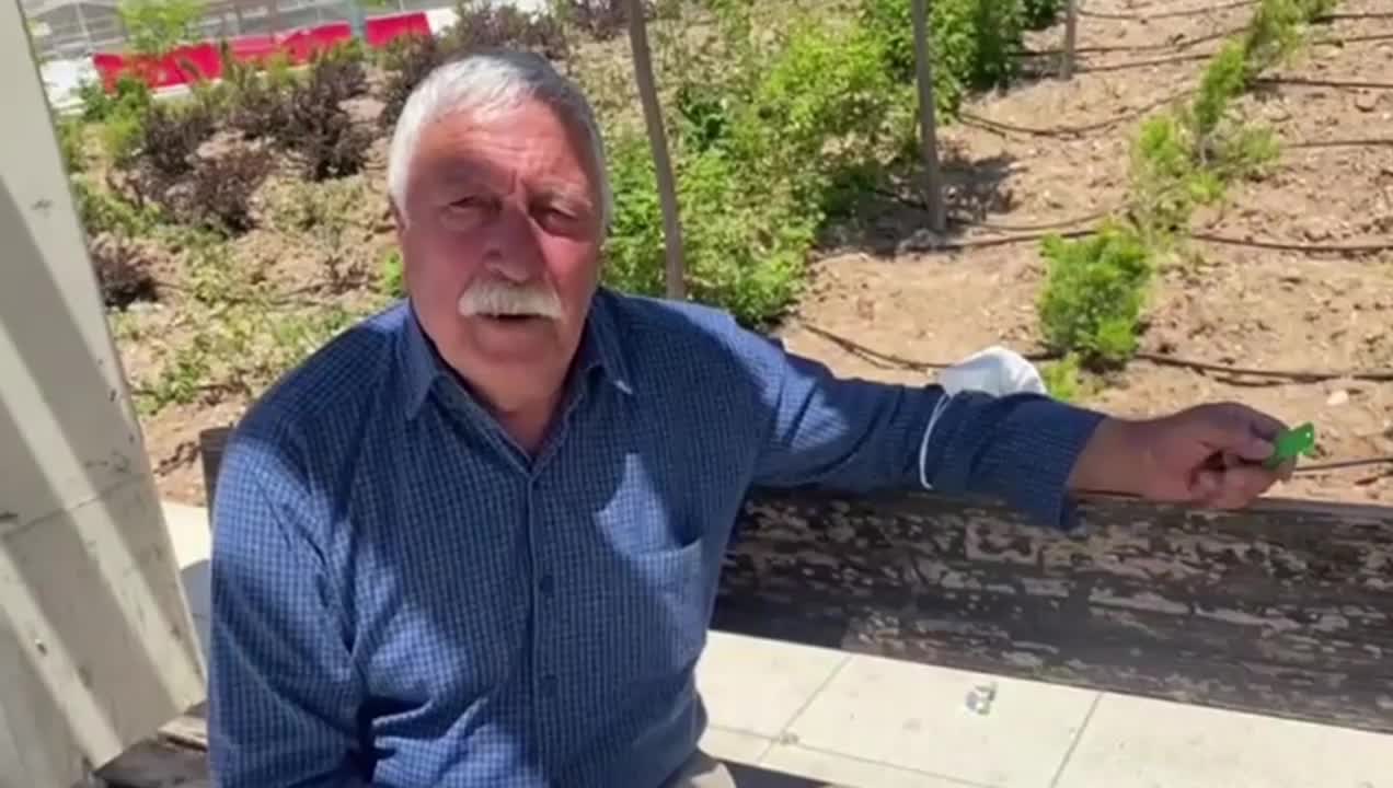 ELAZIĞ'DA VATANDAŞ HASTANEDEN RANDEVU ALAMAMAKTAN ŞİKAYET EDİYOR