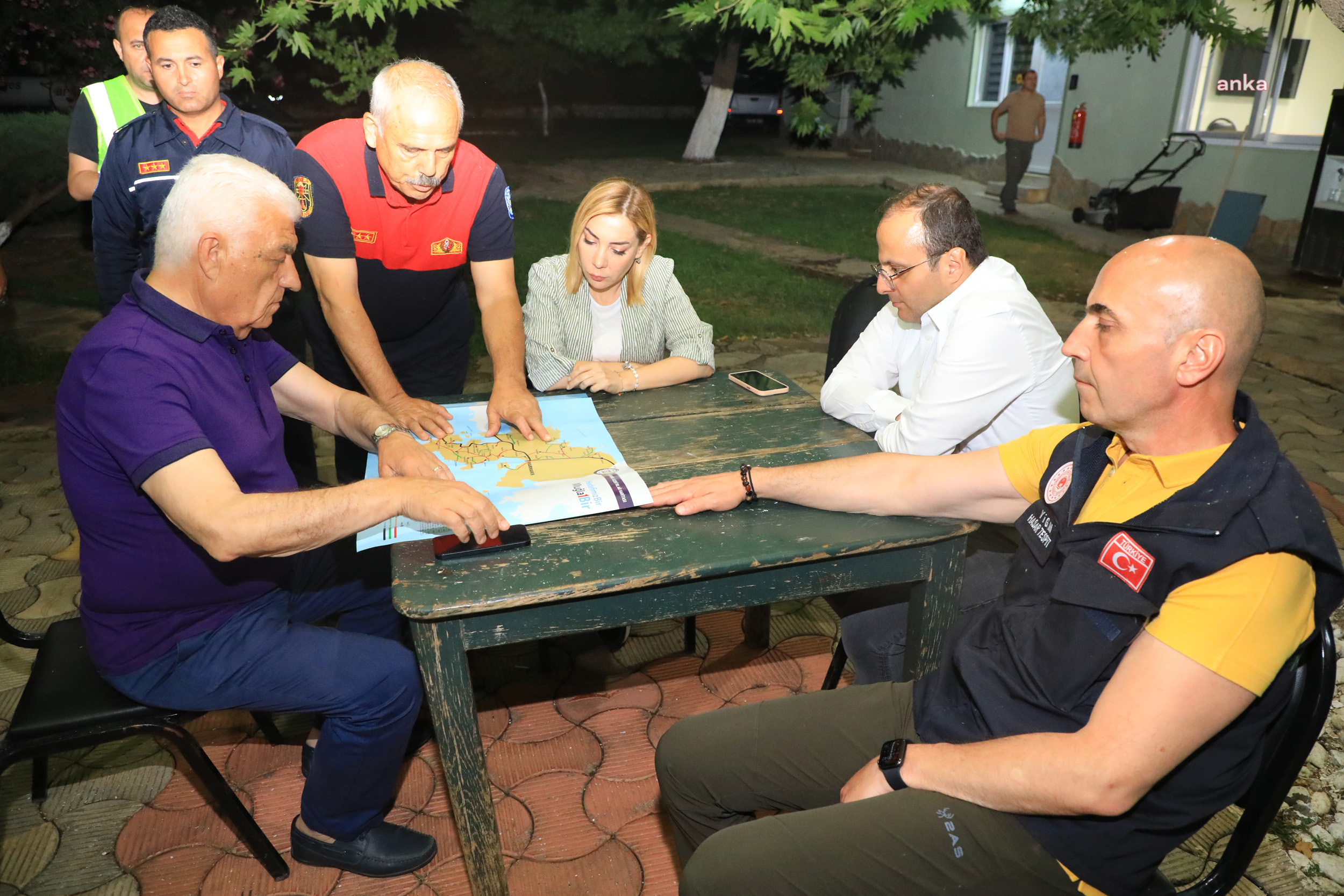 MUĞLA BÜYÜKŞEHİR EKİPLERİ, MARMARİS YANGININA MÜDAHALE EDİYOR
