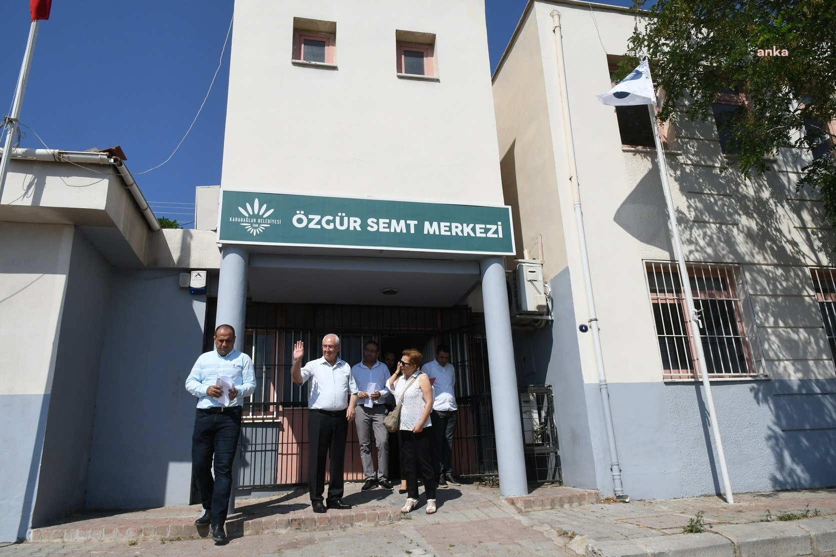 KARABAĞLAR BELEDİYESİ ÖZGÜR SEMT MERKEZİ, ÇOCUKLARA HİZMET VERECEK