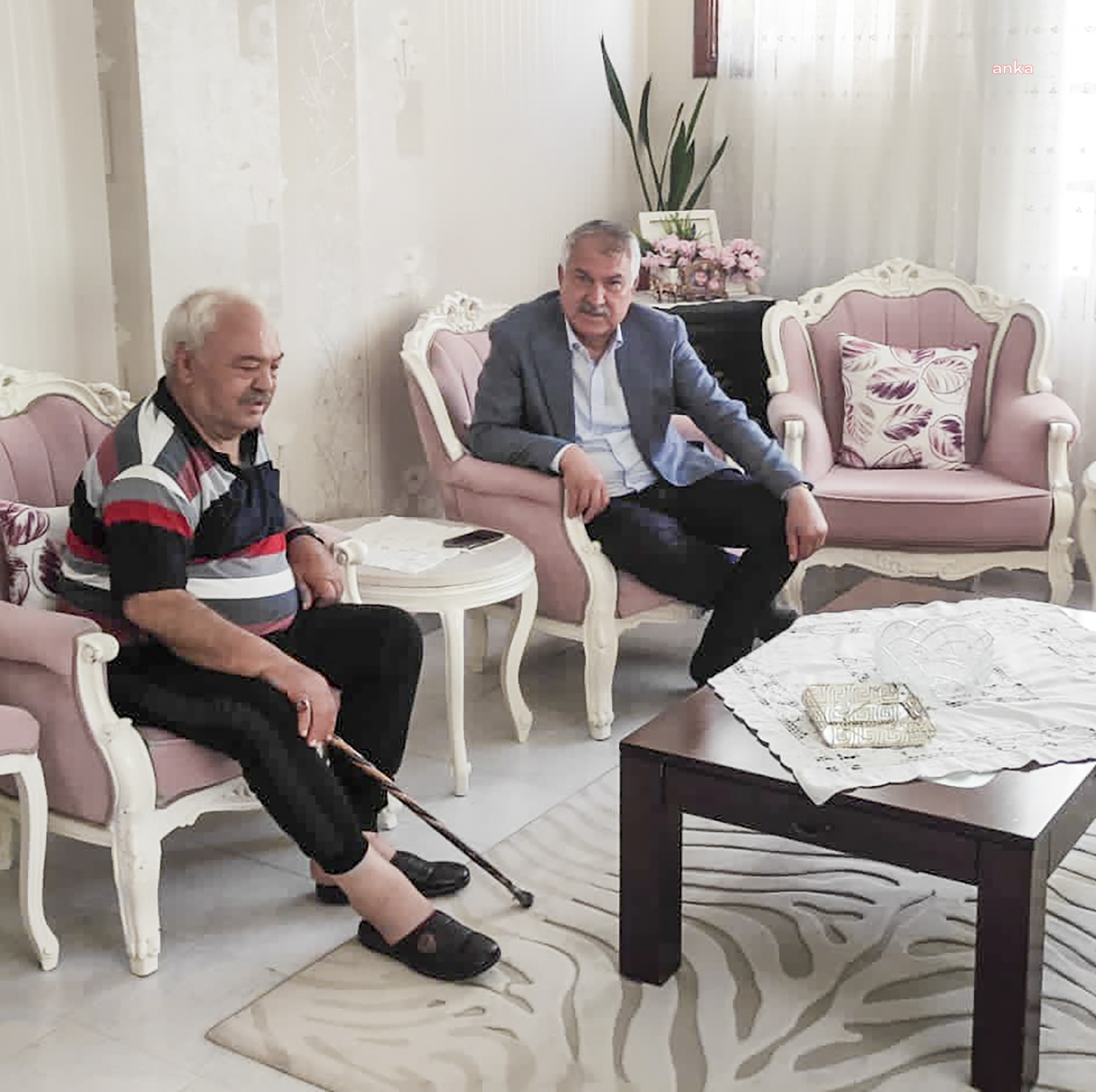 ZEYDAN KARALAR'DAN TRAFİKTE DARP EDİLEN KIBRIS GAZİSİNE GEÇMİŞ OLSUN ZİYARETİ