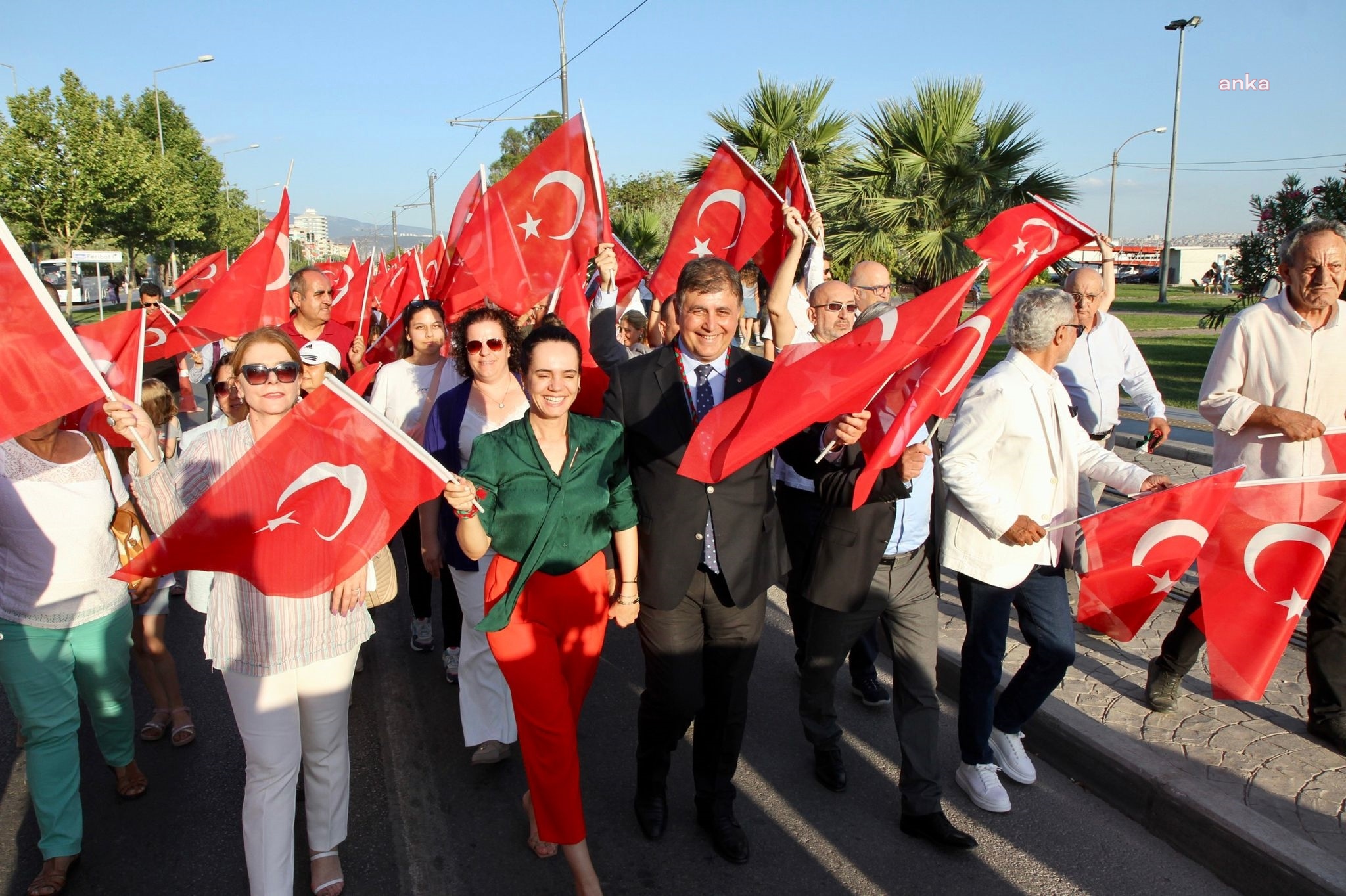 KARŞIYAKA’DA 96. YIL KUTLAMALARI