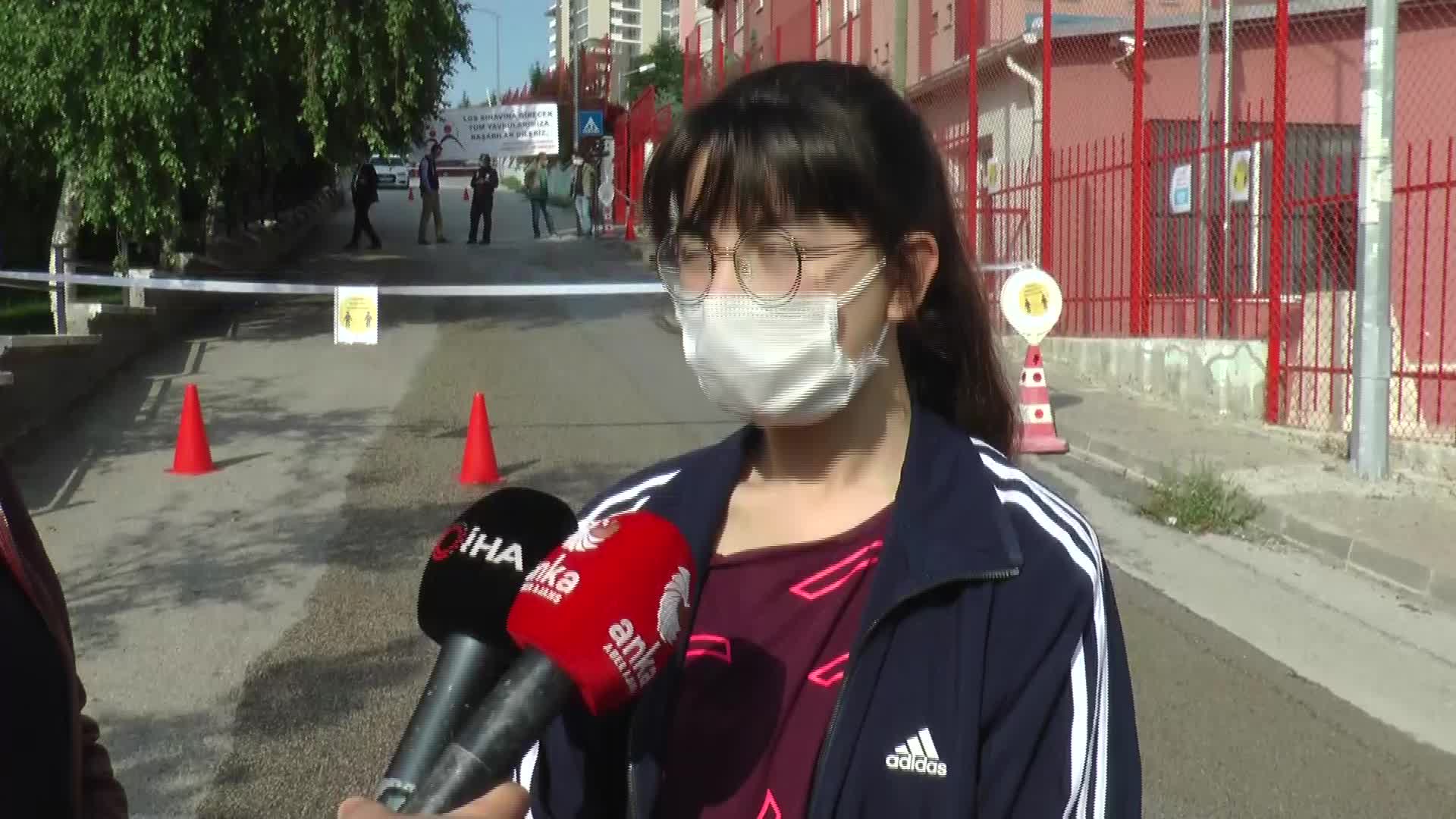 KOLTUK DEĞNEKLERİ İLE SINAVA GİRDİ