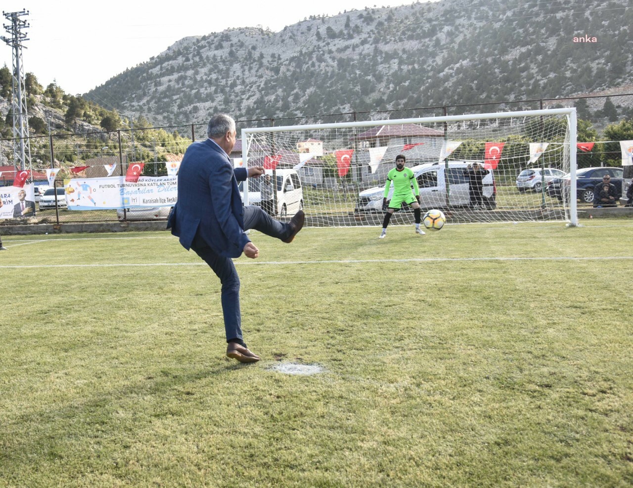 KIZILDAĞ KÖYLERARASI FUTBOL TURNUVASI BAŞLADI