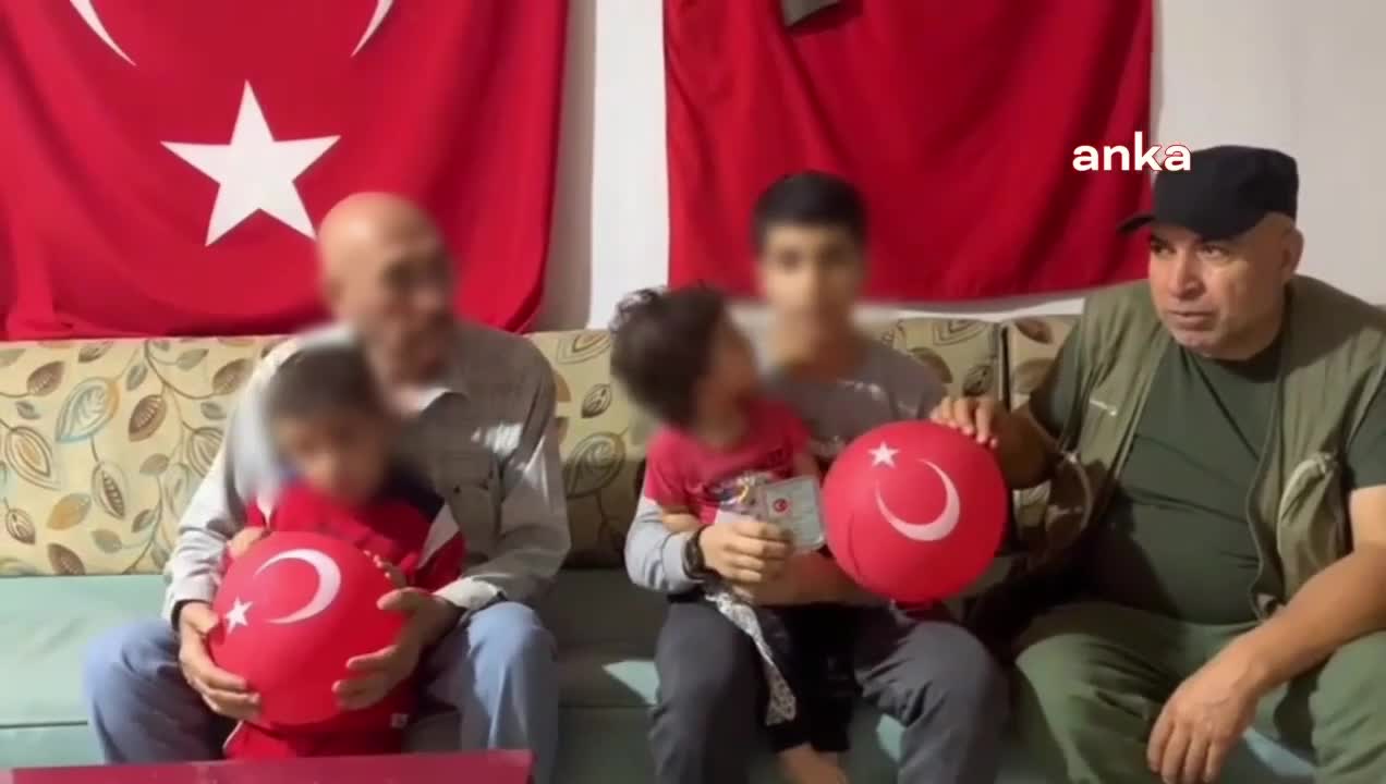 GAZİANTEPLİ AİLE, SURİYE'DE KALAN ÇOCUKLARINA KAVUŞMAK İÇİN YETKİLİLERDEN YARDIM İSTEDİ