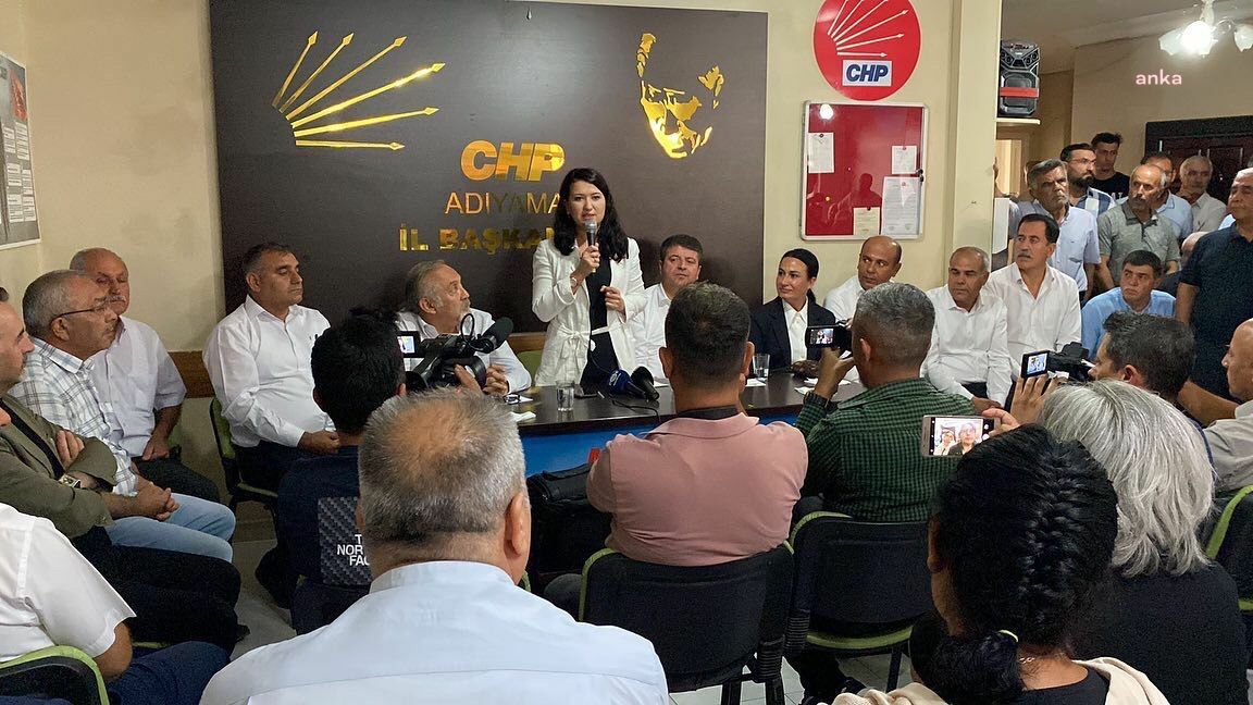 GÖKÇE GÖKÇEN: GİDEREK FAKİRLEŞİYORUZ VE UÇURUMA SÜRÜKLENİYORUZ