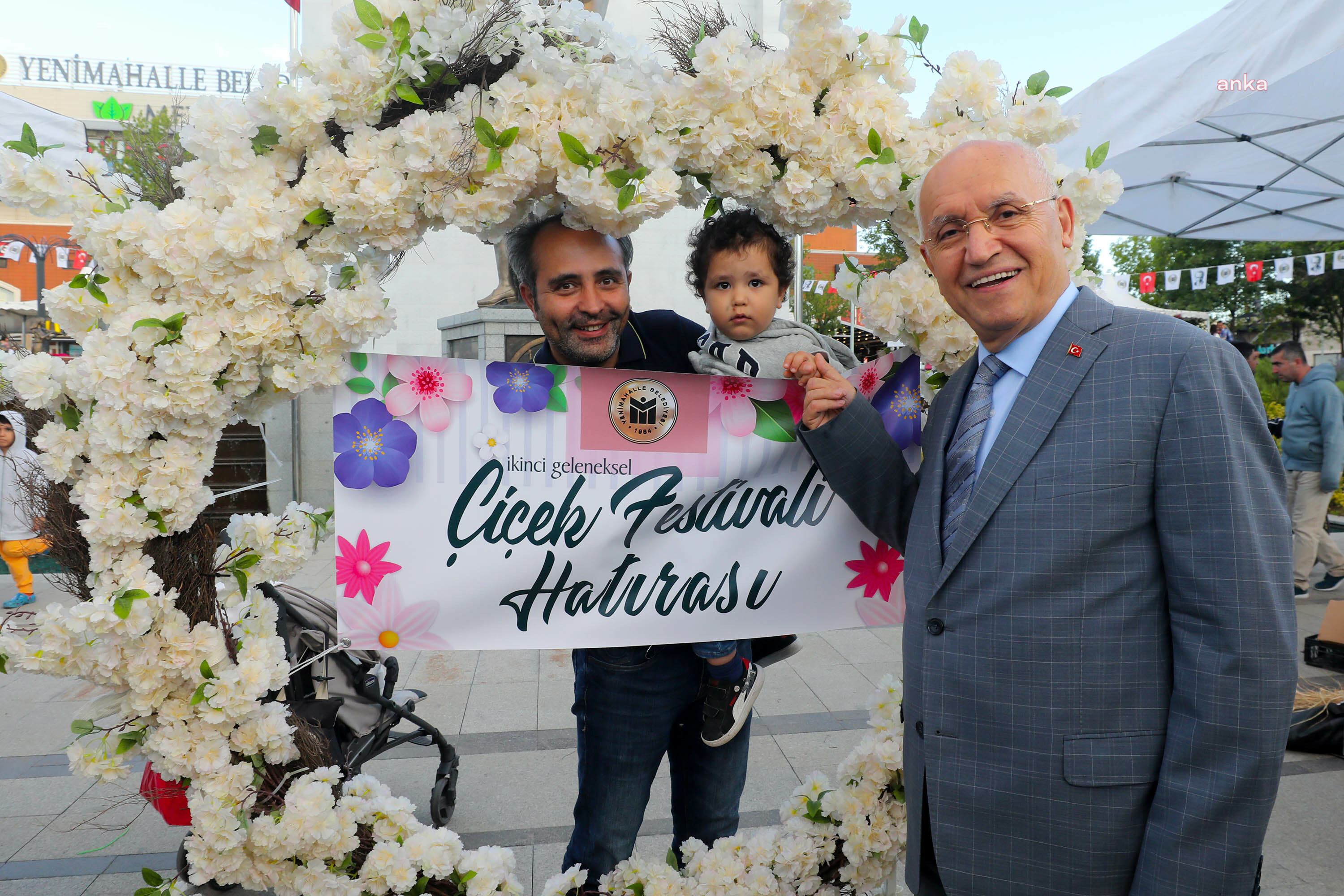 KAZIM KOYUNCU, YENİMAHALLE'DE DÜZENLENEN ÇİÇEK FESTİVALİ’NDE ANILDI