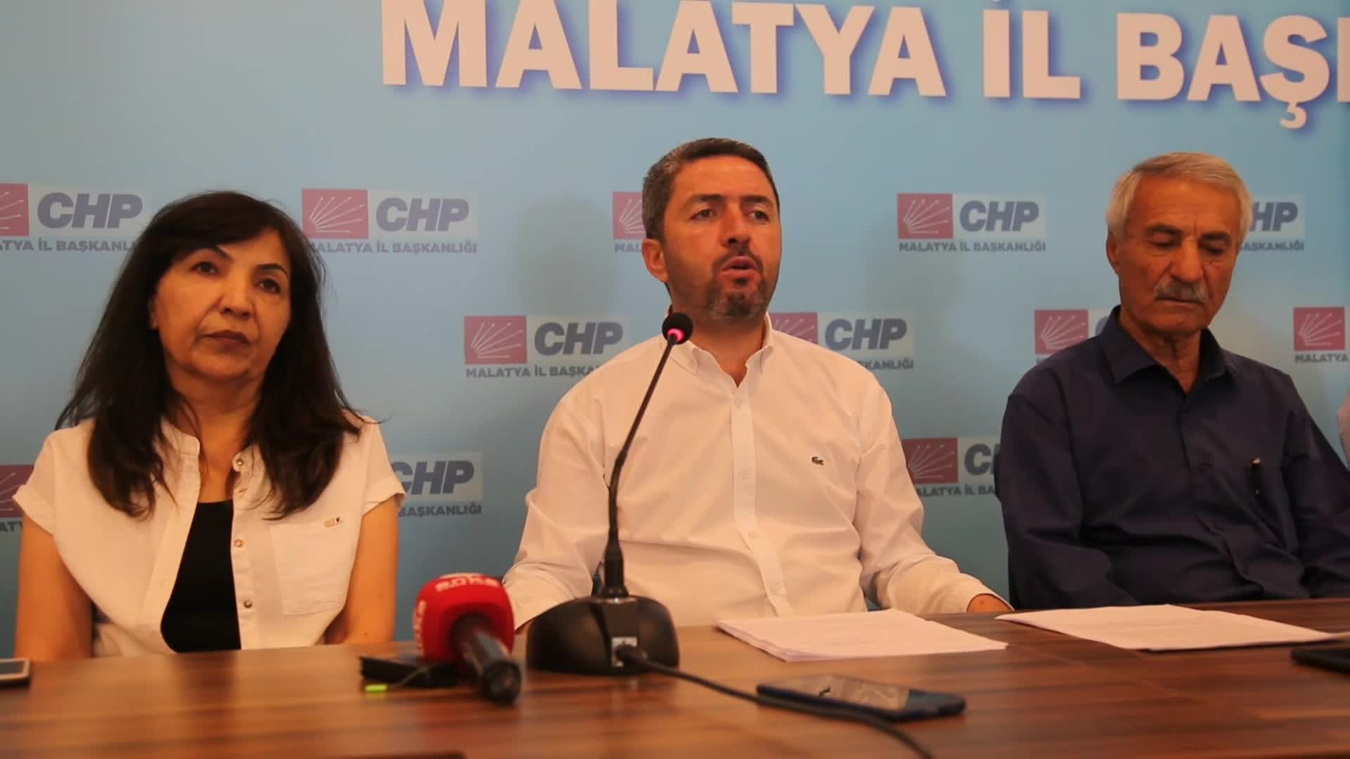 MALATYA YEŞİLYURT BELEDİYESİ’NDEKİ GRİ PASAPORT SORUŞTURMASINDA 3 KİŞİ TUTUKLANDI. CHP İL BAŞKANI KİRAZ: “BELEDİYE BAŞKANI MUHATAPTIR. MEHMET ÇINAR’IN MUTLAKA YARGILANMASI GEREKİYOR”