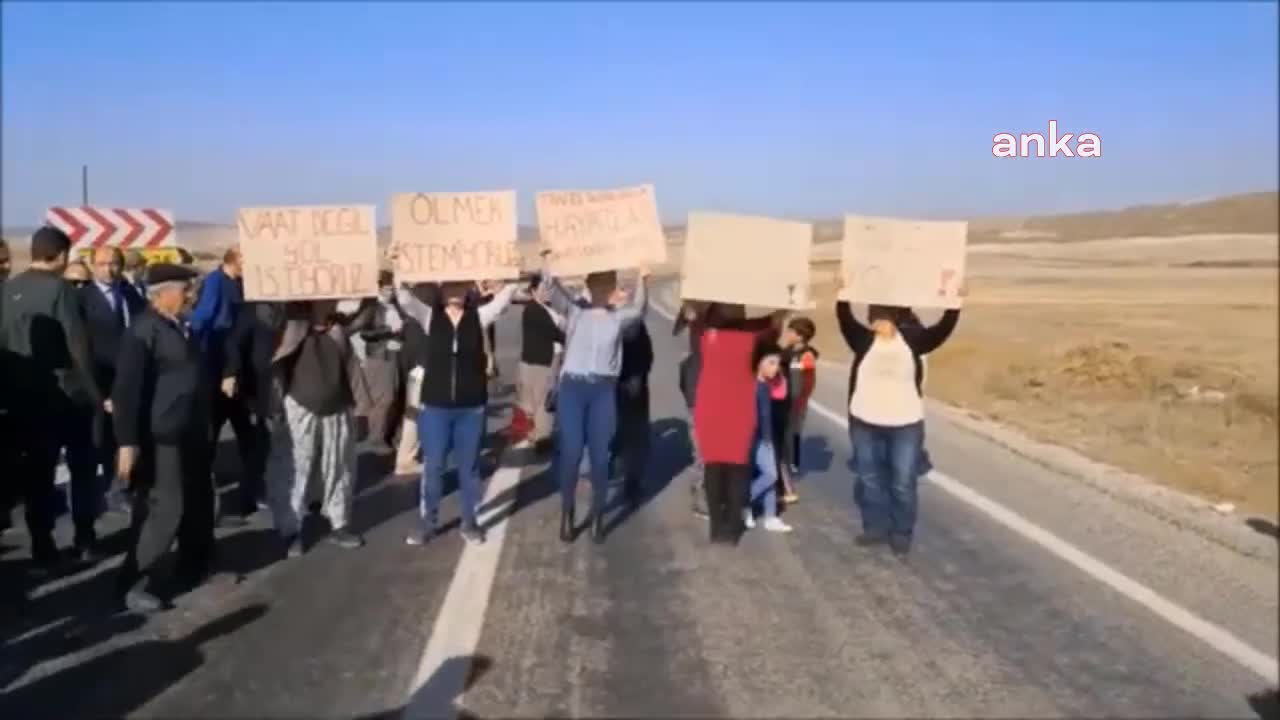 SEYİTGAZİ "ÖLÜM YOLUNDA" BİR KAZA DAHA OLDU. BELEDİYE BAŞKANI TEPE: “YOLUN YATIRIM PROGRAMINA ALINMASI İÇİN DAHA KAÇ CAN VERMEMİZ GEREKİYOR”