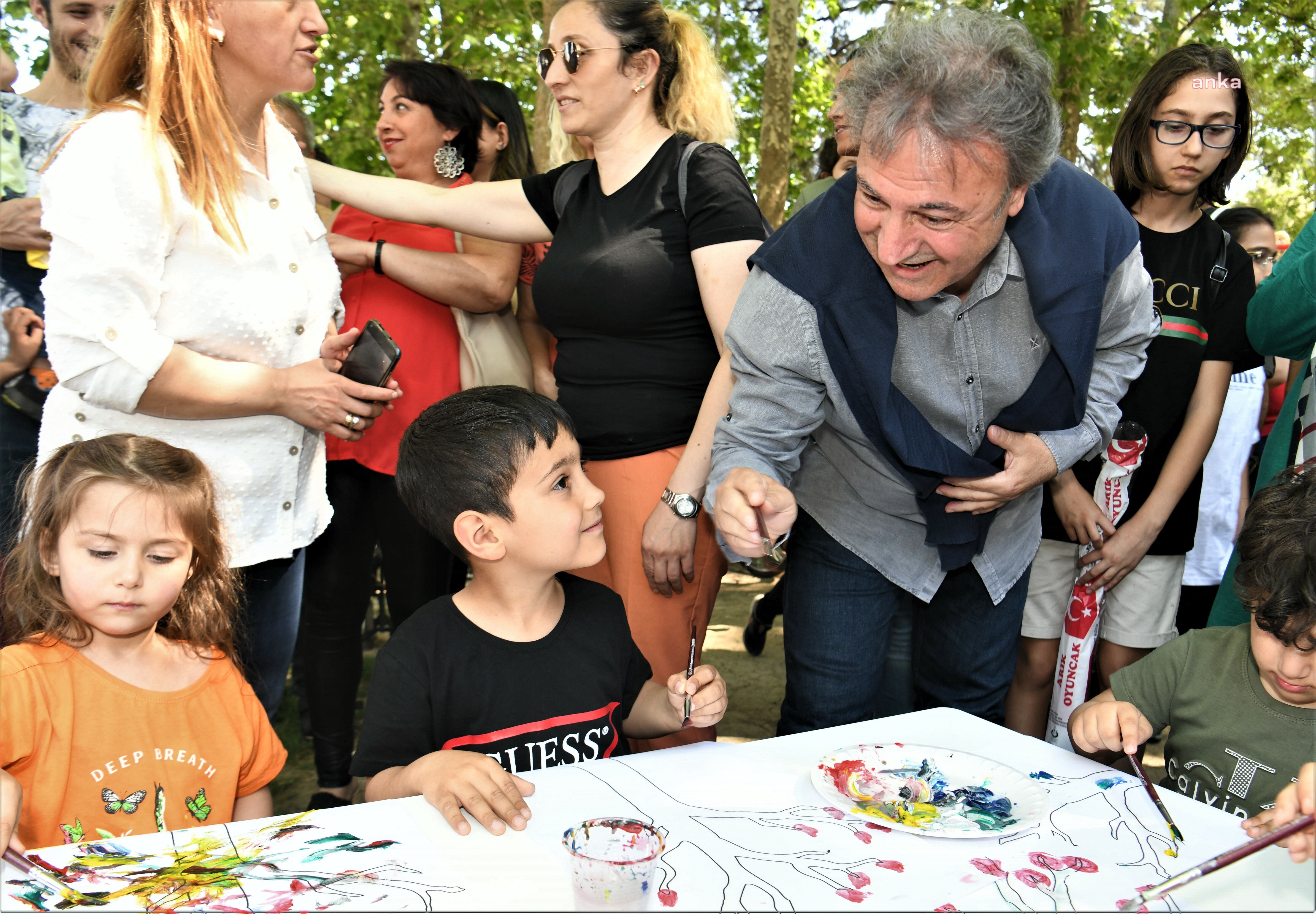 BORNOVALI MİNİKLER, BİLİMİ EĞLENEREK ÖĞRENİYORLAR