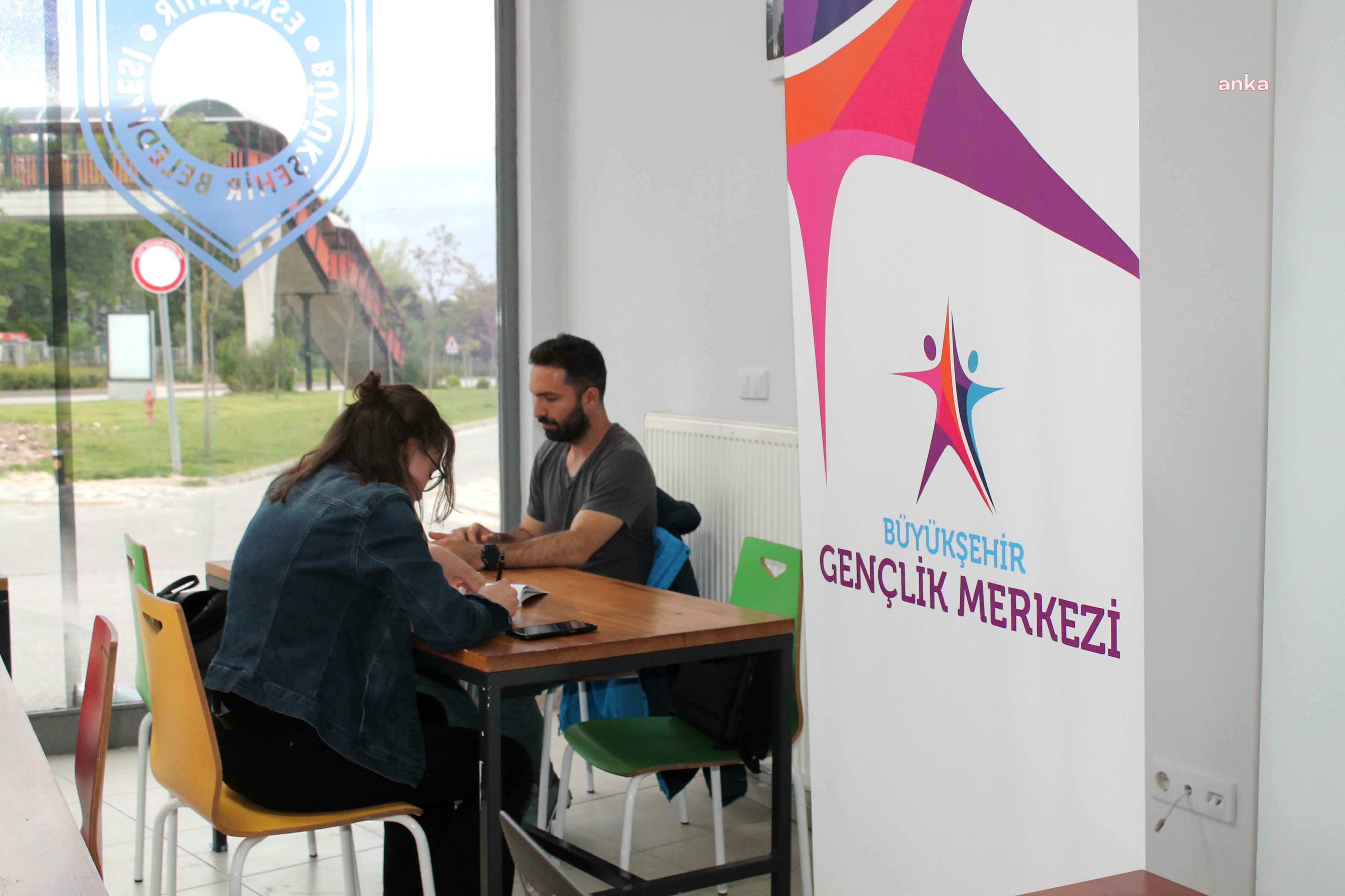 ESKİŞEHİR BÜYÜKŞEHİR'DEN GENÇLER İÇİN YENİ BULUŞMA NOKTASI