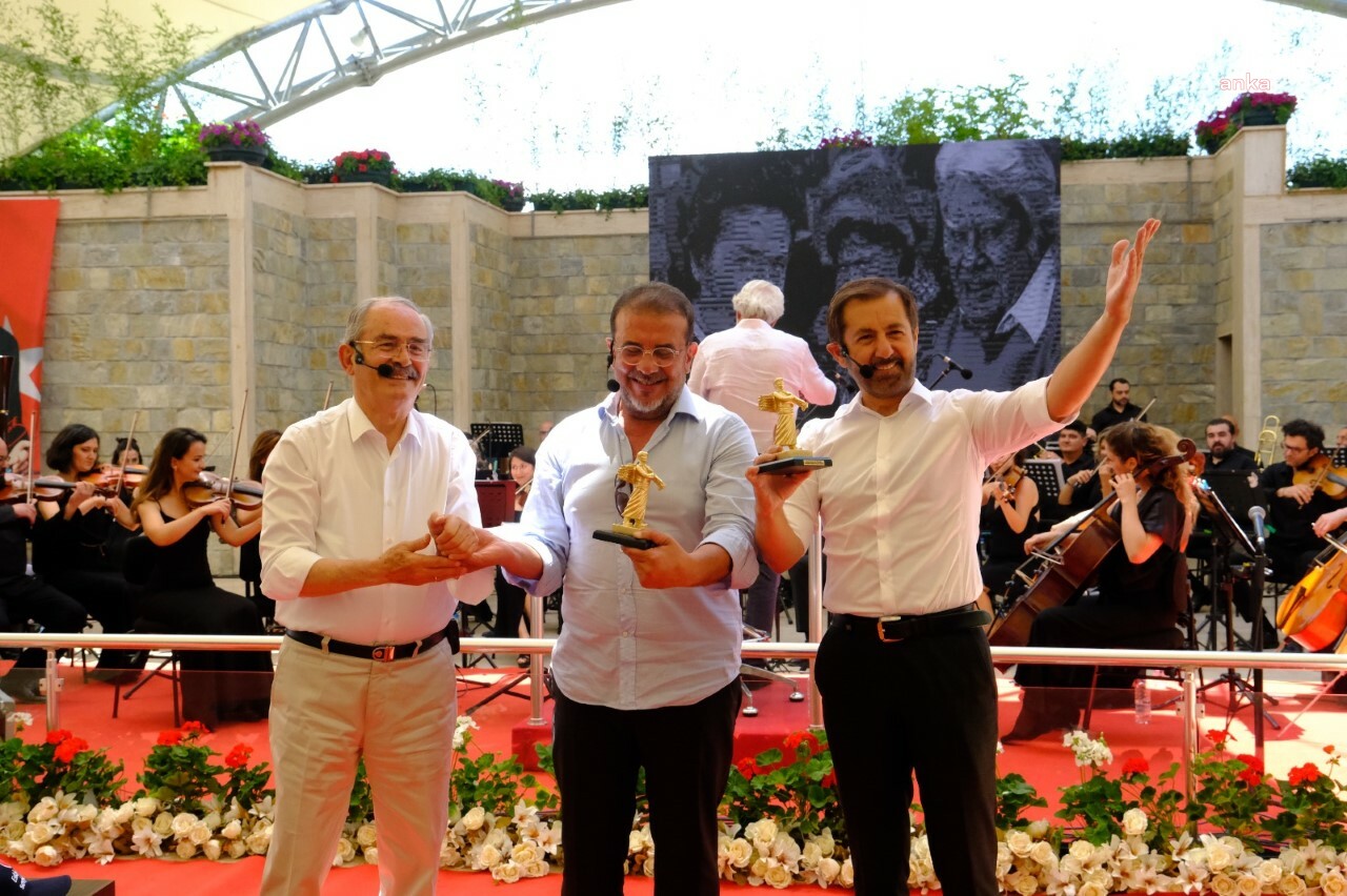 BAŞKAN BÜYÜKERŞEN: “ATATÜRK’E BORCUMU ÖDEMEYE ÇALIŞIYORUM”