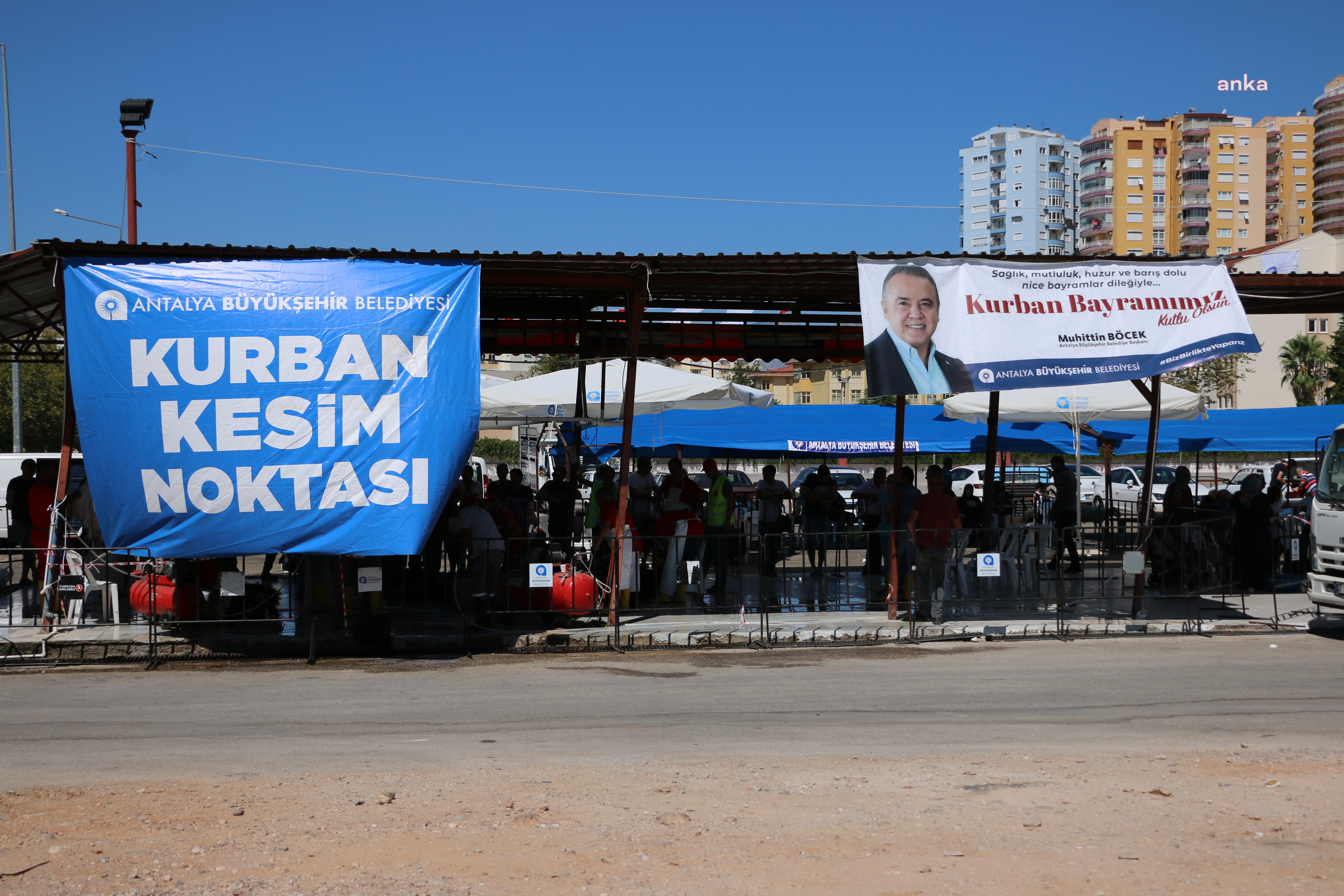 ANTALYA BÜYÜKŞEHİR’DEN 3 AYRI KURBAN KESİM NOKTASI