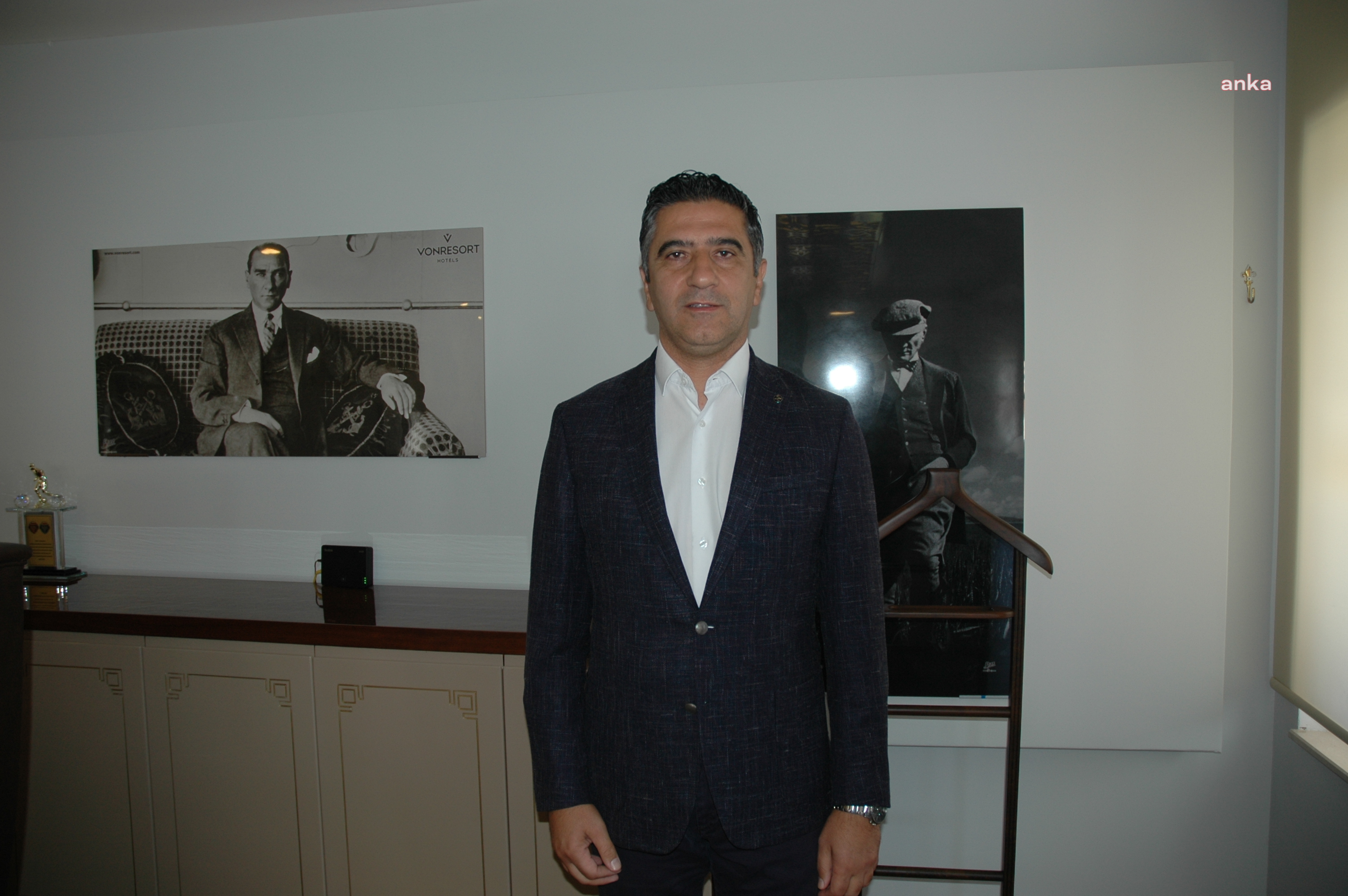 MENDERES BELEDİYESİ'NE OPERASYON... BAŞKAN KAYALAR: "GEÇMİŞ DÖNEMDEKİ İHALELERİ KAPSIYOR"