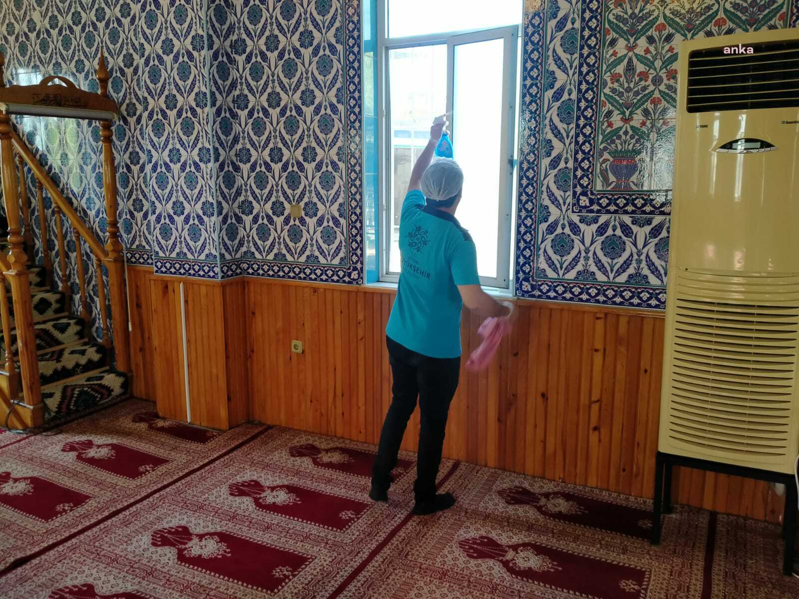 AYDIN BÜYÜKŞEHİR BELEDİYESİ’NDEN, CAMİLERDE BAYRAM TEMİZLİĞİ