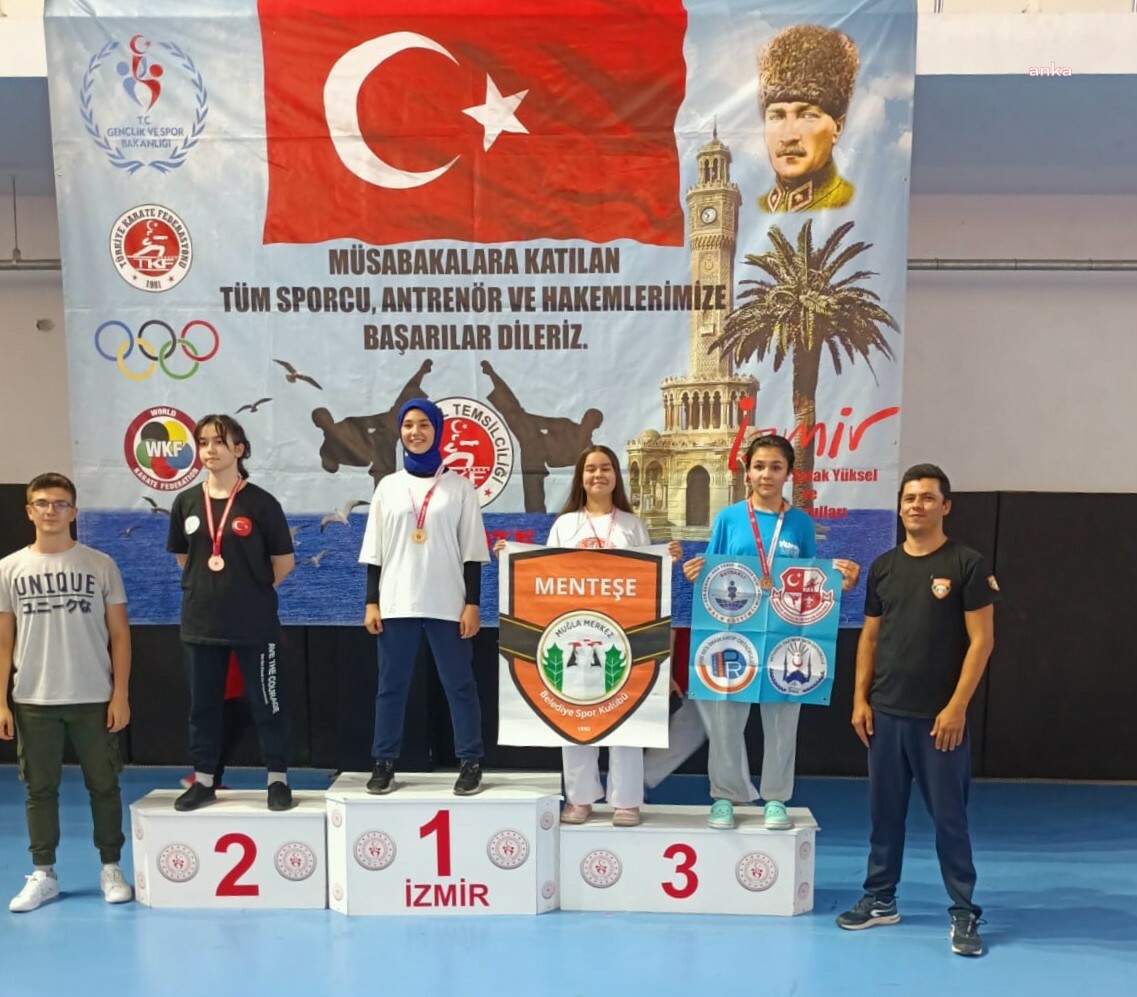 MENTEŞELİ KARATECİLERDEN İZMİR’DE BÜYÜK BAŞARI