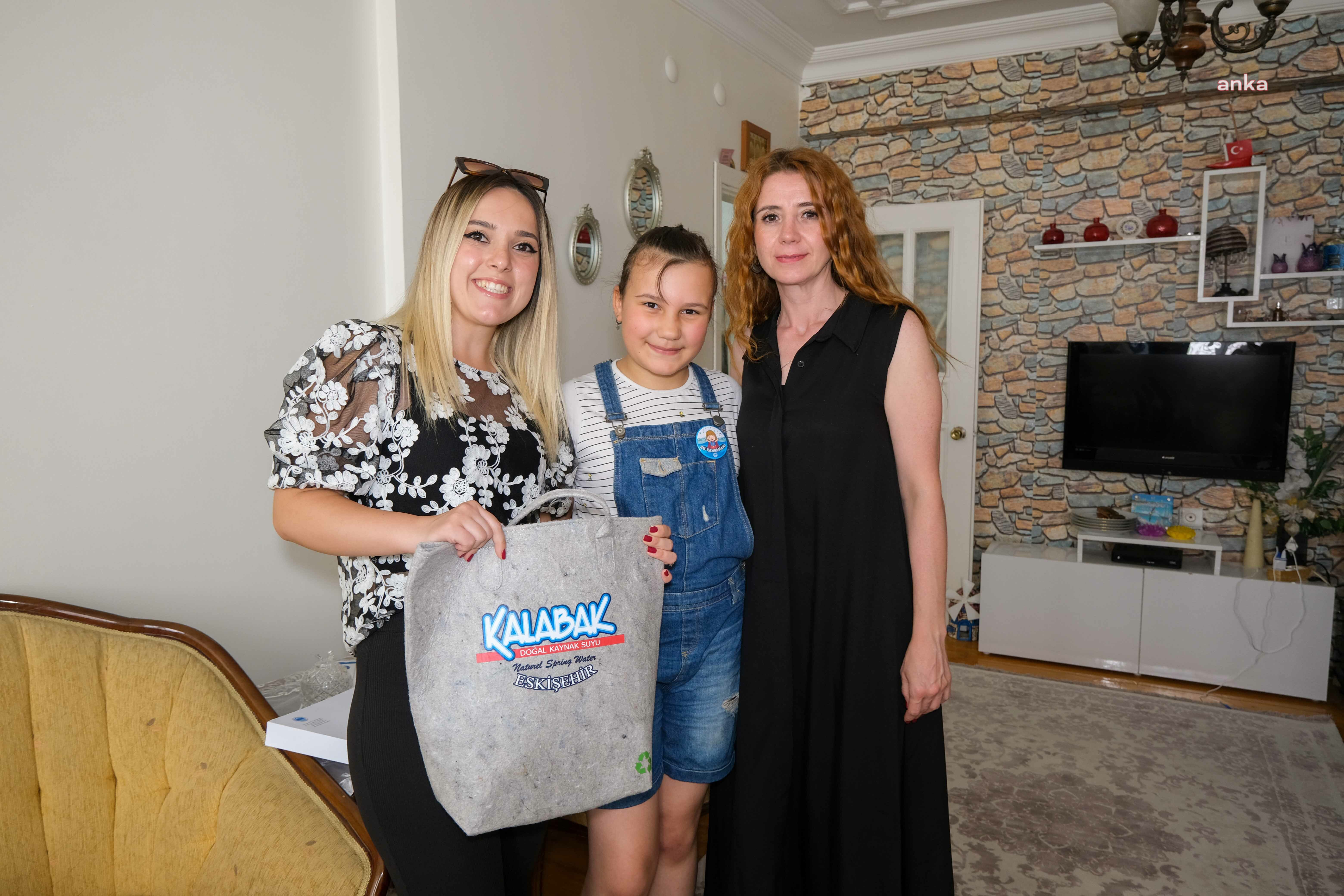 ESKİŞEHİR’DE ‘SU KAHRAMANLARI’ ROZETLERİNİ TESLİM ALDI