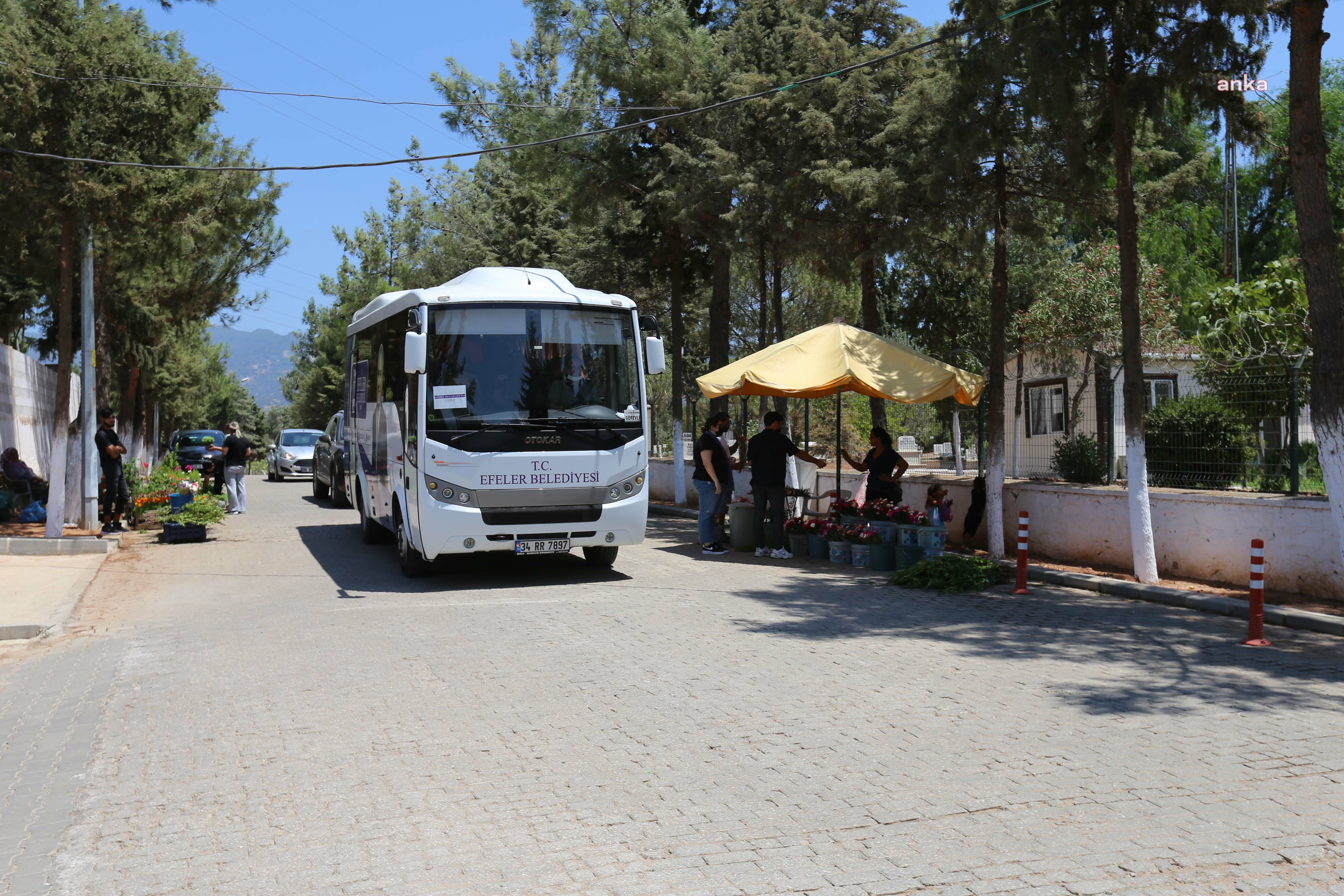 EFELER BELEDİYESİ’NDEN MEZARLIKLARA ÜCRETSİZ ULAŞIM