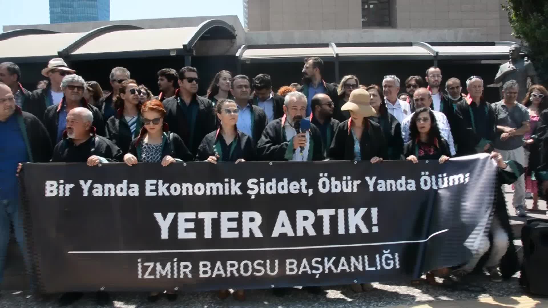 İZMİR'DE AVUKATLARDAN HAYAT PAHALILIĞI VE ŞİDDET PROTESTOSU