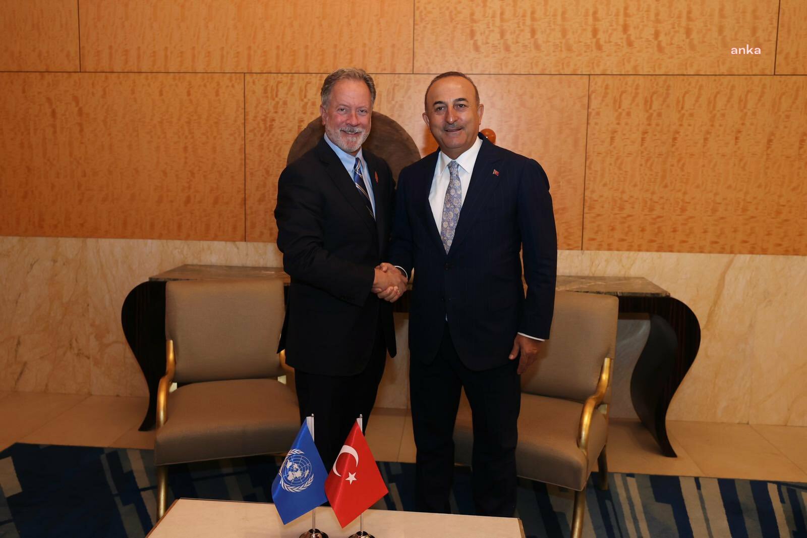 MEVLÜT ÇAVUŞOĞLU: "BM DÜNYA GIDA PROGRAMI İCRA DİREKTÖRÜ DAVID M. BEASLEY İLE UKRAYNA'DAN TAHIL İHRACATINI ELE ALDIK"