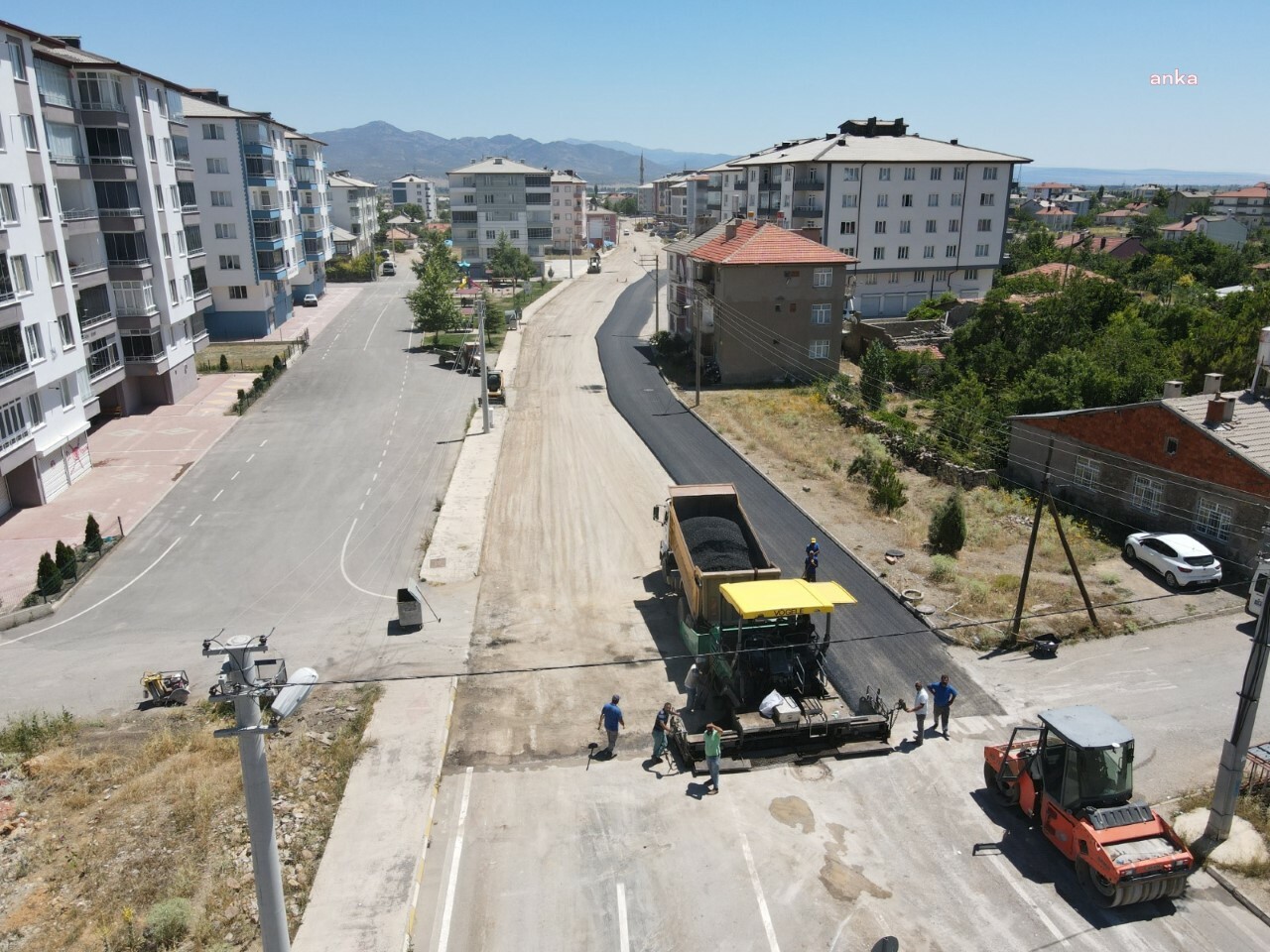 SEYDİŞEHİR BELEDİYESİ, SICAK ASFALT SERİM ÇALIŞMALARINA BAŞLADI