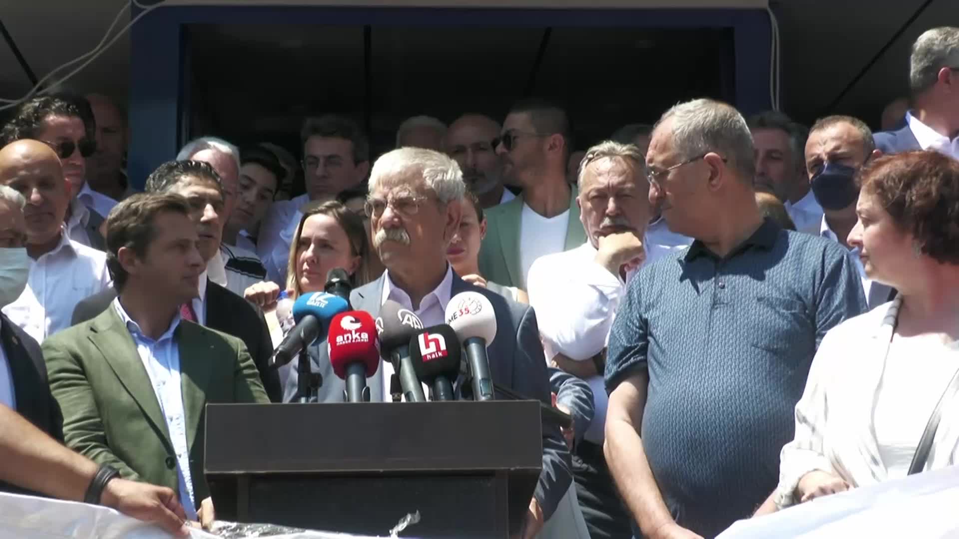 CHP İZMİR MİLLETVEKİLLERİNDEN SÜLEYMAN SOYLU'YA MENDERES TEPKİSİ: "YARGILANACAKSIN SUÇİŞLERİ BAKANI"