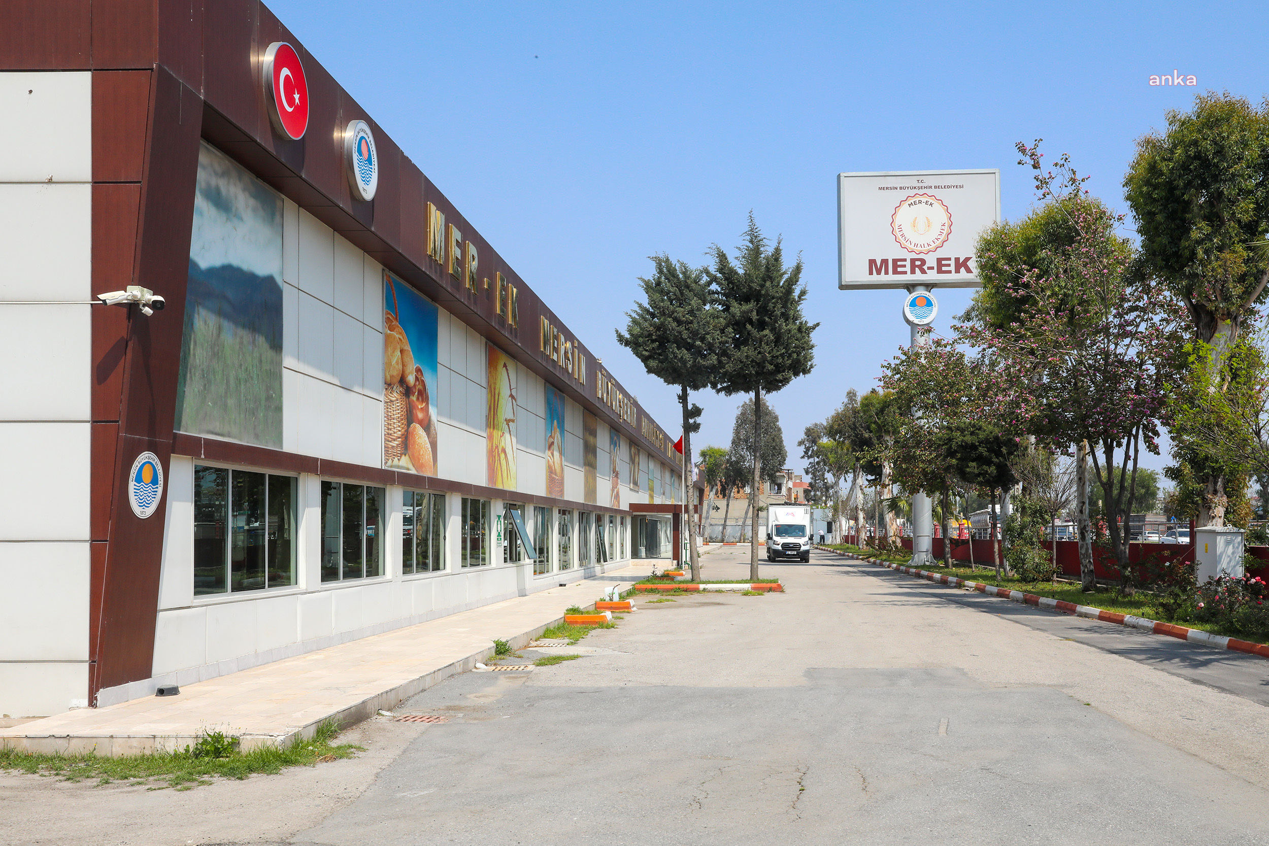 MERSİN BÜYÜKŞEHİR MER-EK HALK EKMEK FABRİKASI BAKIMA GİRİYOR