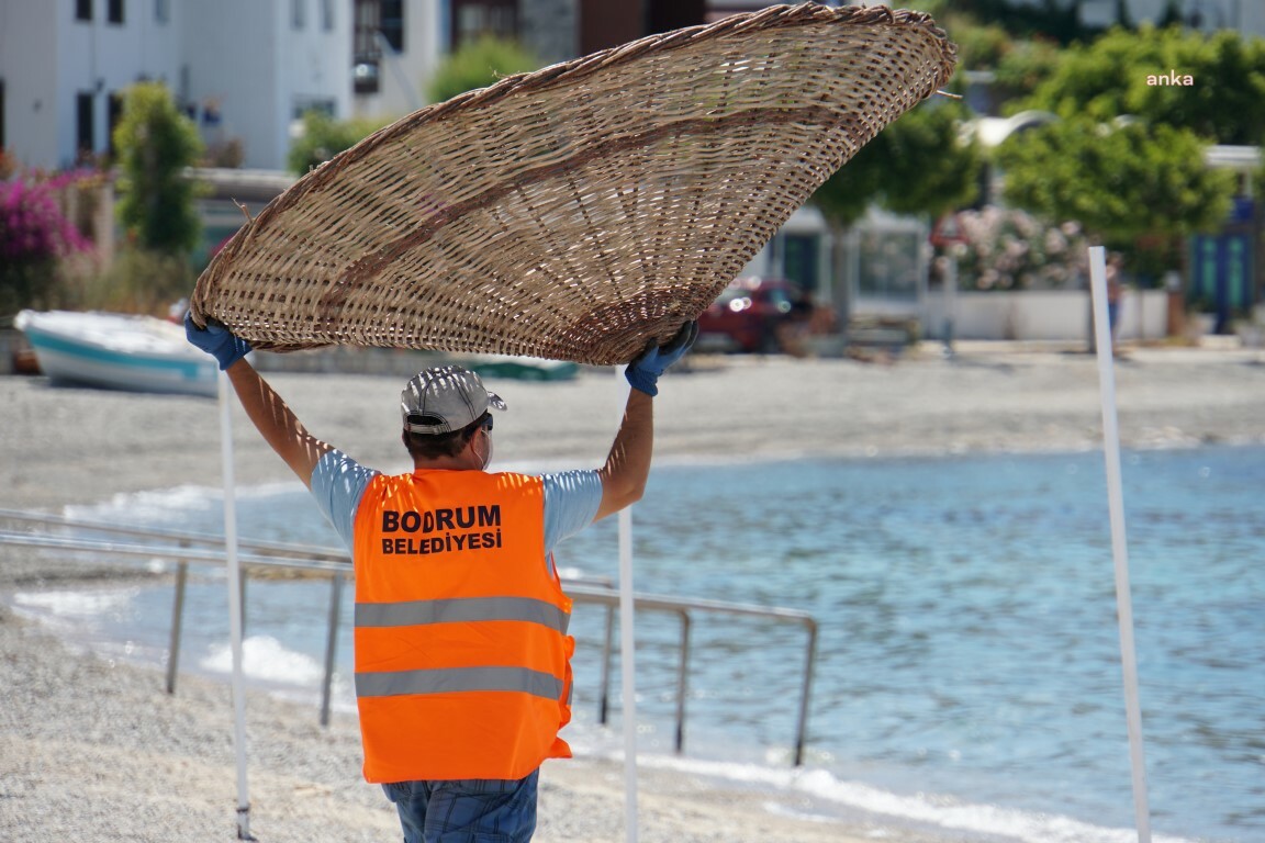 BODRUM HALK PLAJLARINDA BAKIM ÇALIŞMALARI YAPILDI