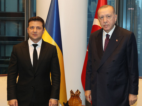 ERDOĞAN, UKRAYNA DEVLET BAŞKANI ZELENSKİ İLE TELEFONDA GÖRÜŞTÜ