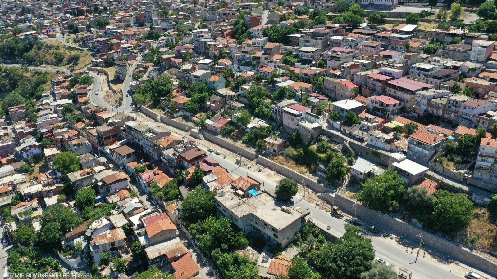 İZMİR BÜYÜKŞEHİR'DEN 30 YILLIK SORUNA NEŞTER