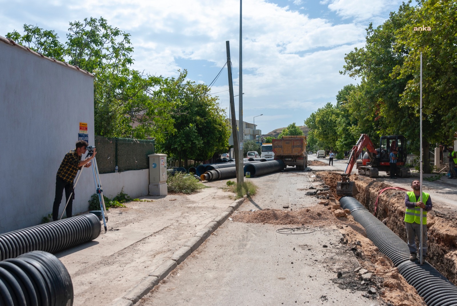 URLA ÇEŞMEALTI'NDA SU TAŞKINLARI BİTECEK