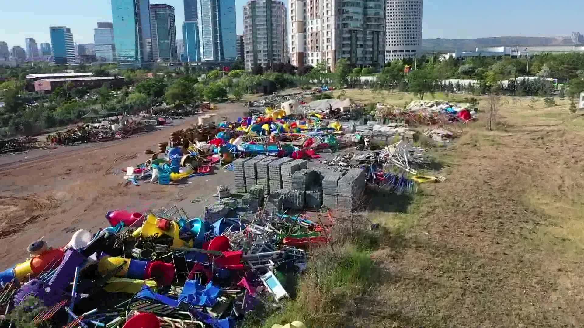 ANKARA BÜYÜKŞEHİR’DEN GENÇ TASARIMCILARA FİNAL ÖDEVİ İÇİN ATÖLYE VE MALZEME DESTEĞİ