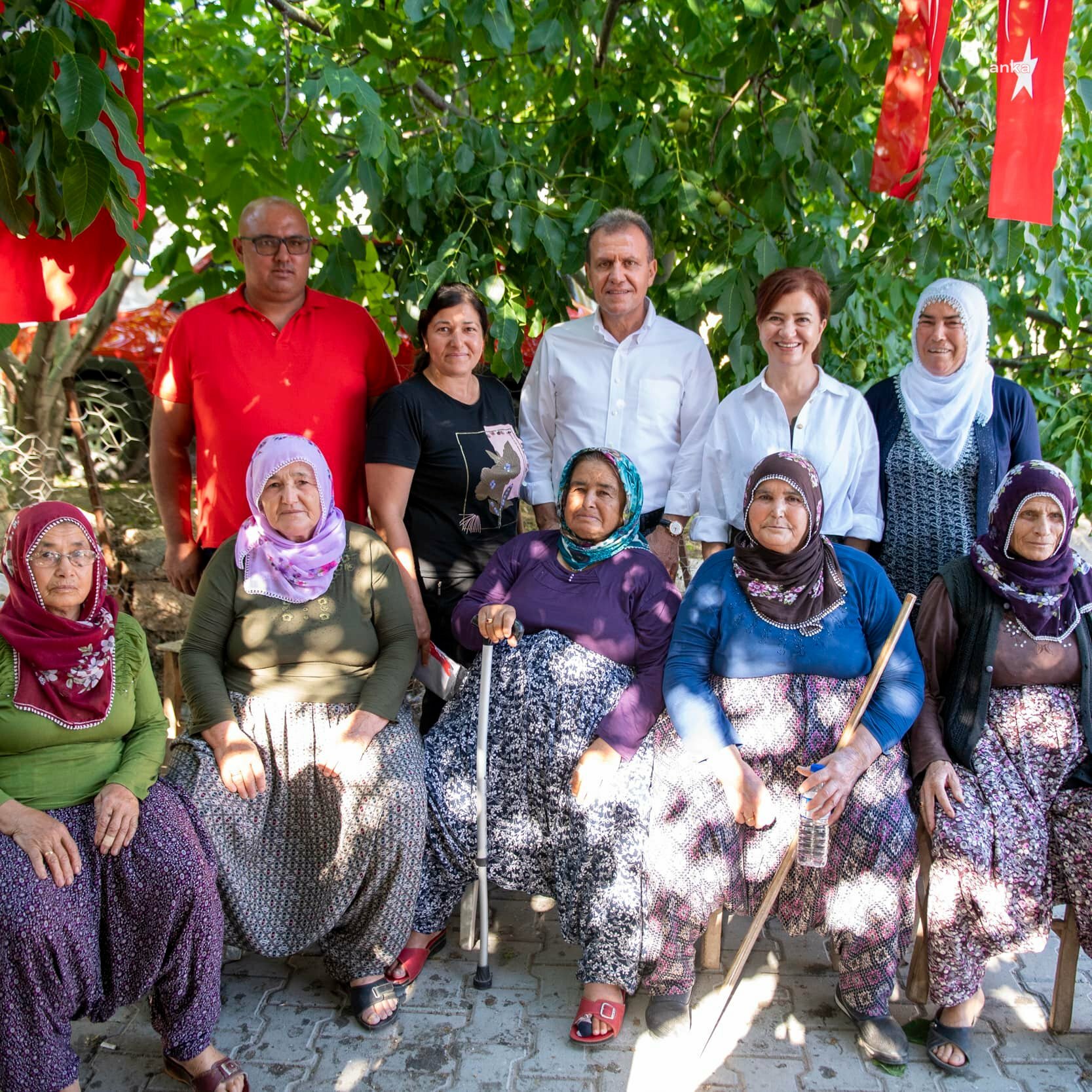 VAHAP SEÇER, İLÇE ZİYARETLERİNİ ERDEMLİ İLE SÜRDÜRDÜ