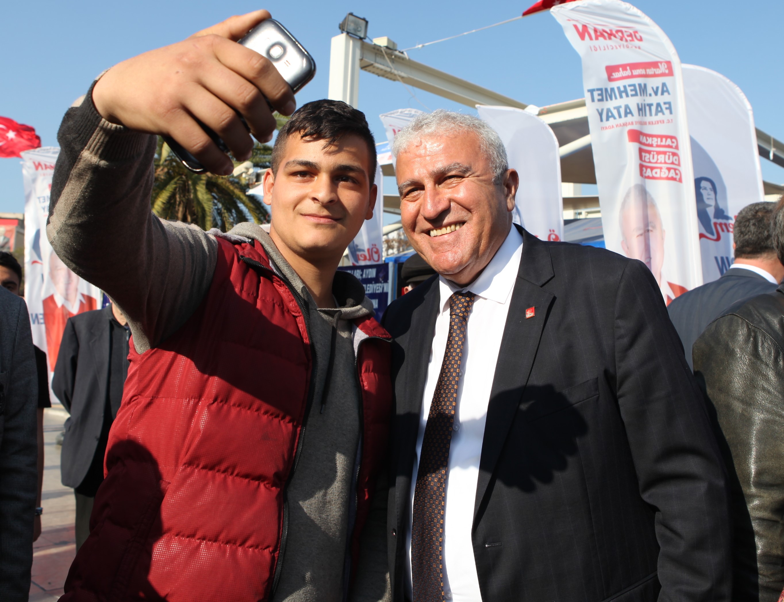 EFELER BELEDİYE BAŞKANI ATAY’DAN, ÖĞRENCİLERE ONLINE DENEME SINAVI