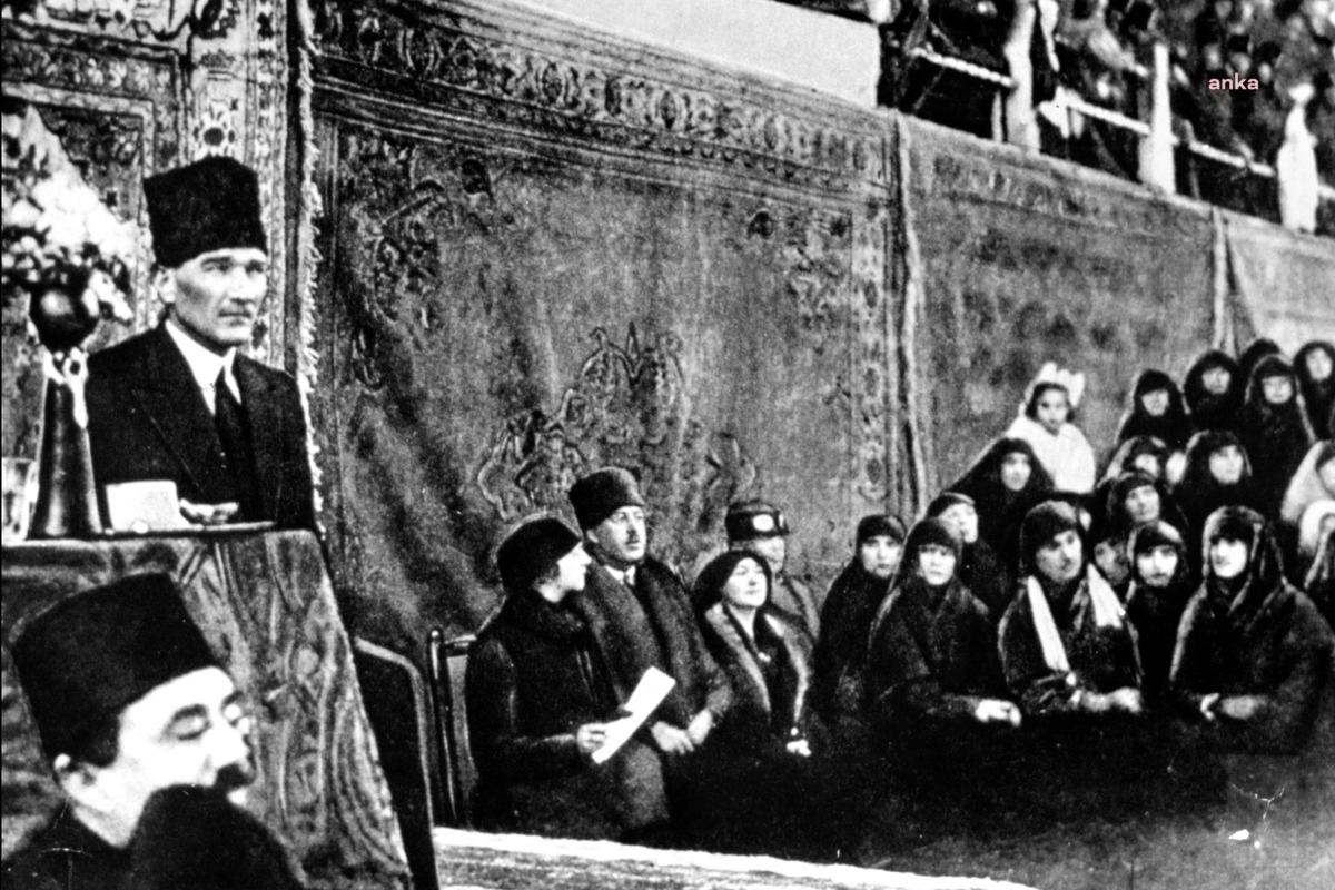 İZMİR, İKİNCİ YÜZYILIN İKTİSAT KONGRESİ'NE HAZIRLANIYOR